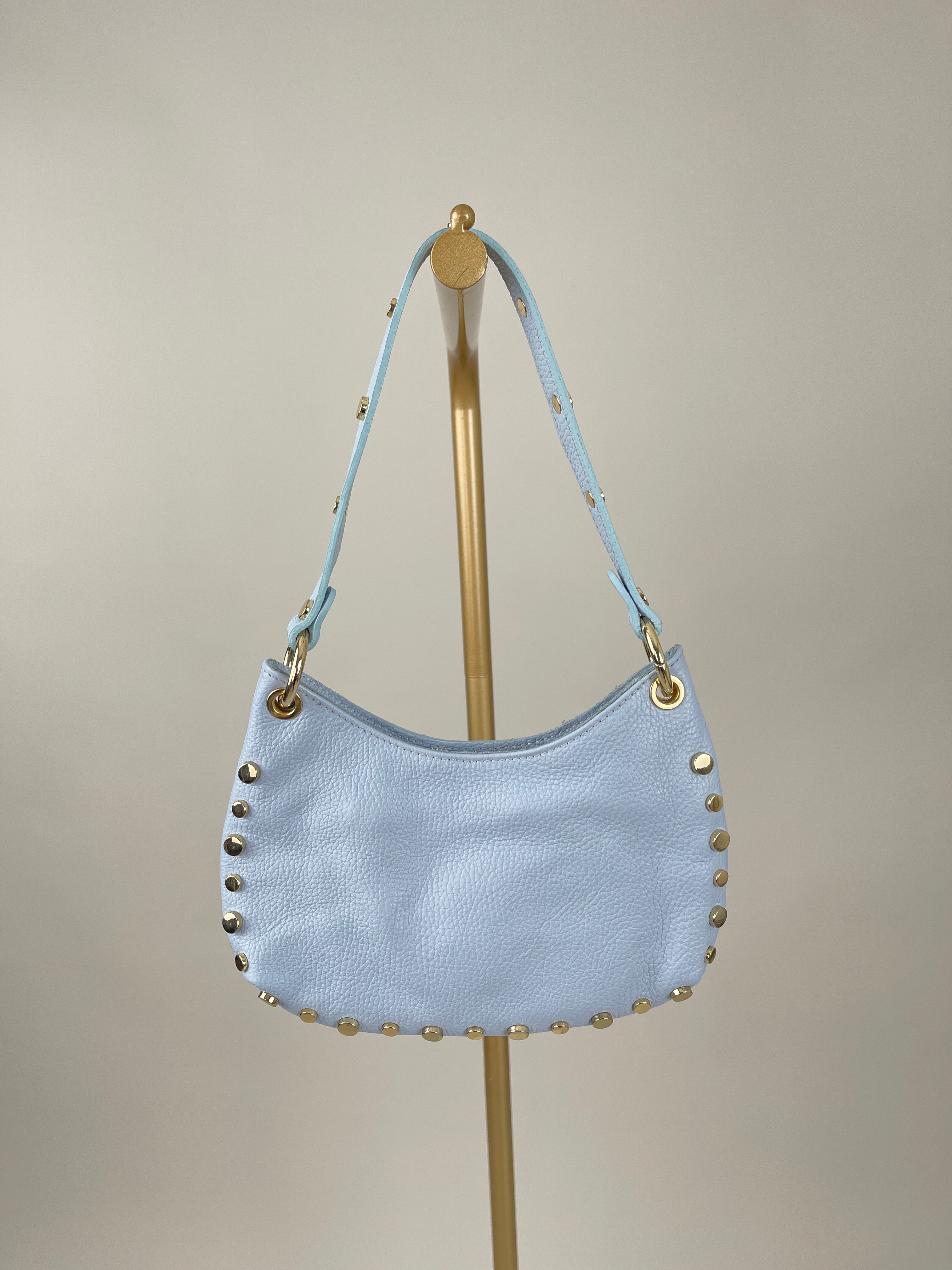 Tasche Echtleder mit Nieten in Hellblau