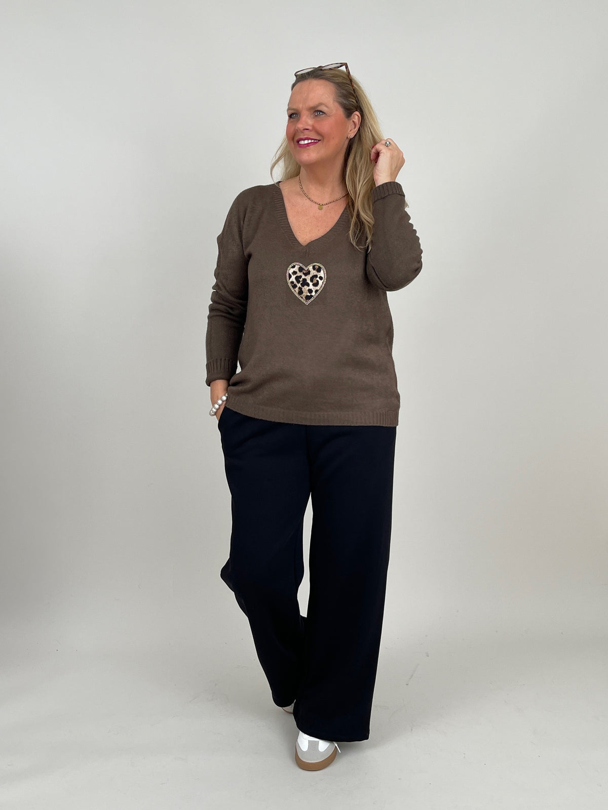 Pullover Feinstrick mit Herz in Braun