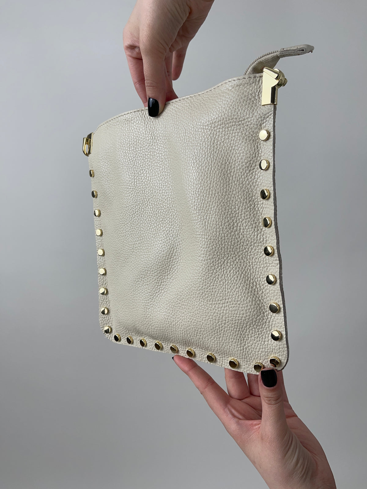 Tasche Echtleder mit Nieten in Beige