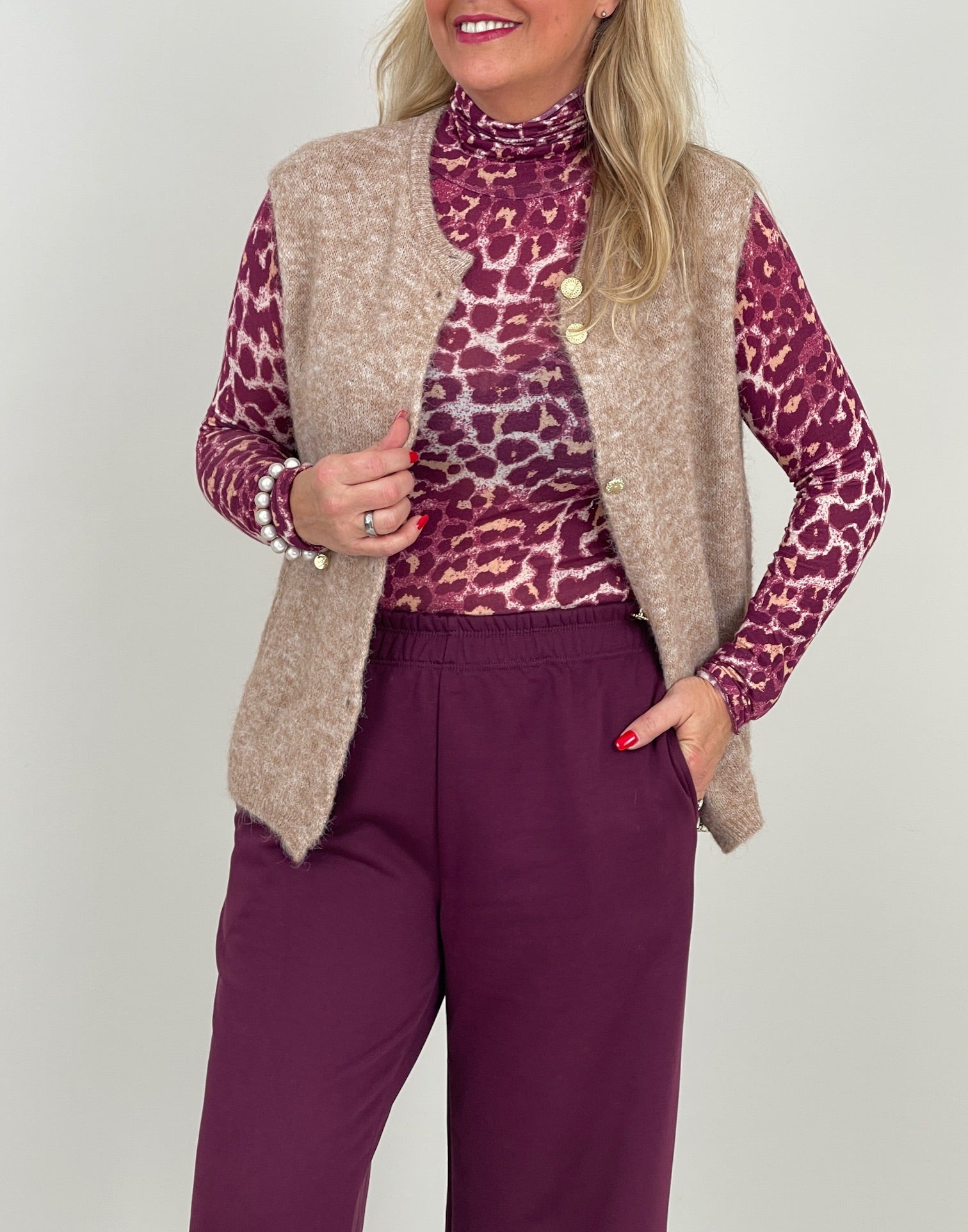 Weste Goldknöpfe in Camel Art. 6576