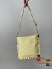 Tasche Echtleder mit Nieten in Gelb