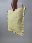 Tasche Echtleder mit Nieten in Gelb