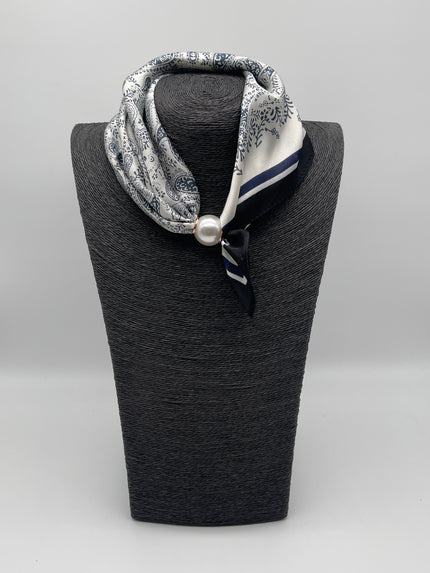 Tuch mit Magnetverschluss in Creme/Blau Art. 7147