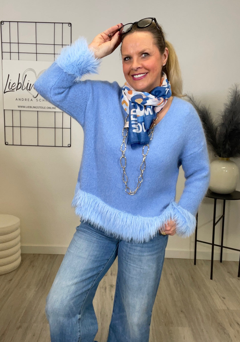 Pullover mit Fransen in Blau Art. 6813