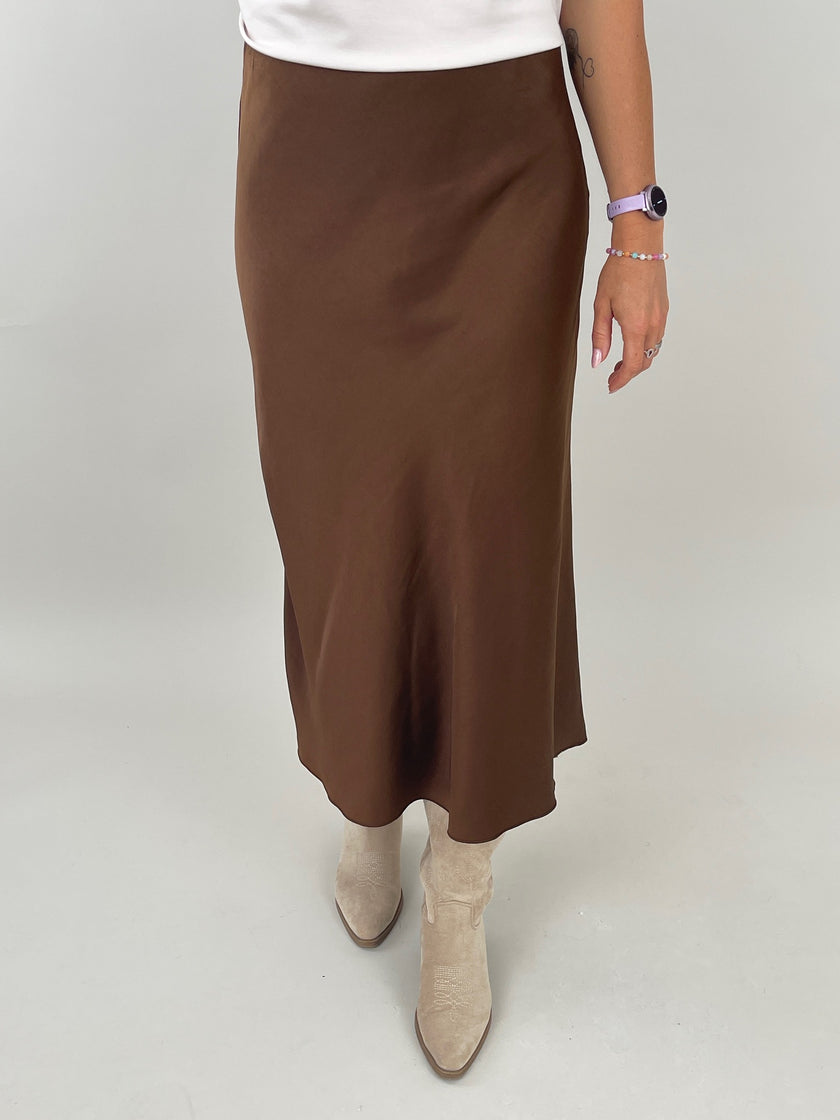 Rock in Satin-Optik in Braun Artikel 6196