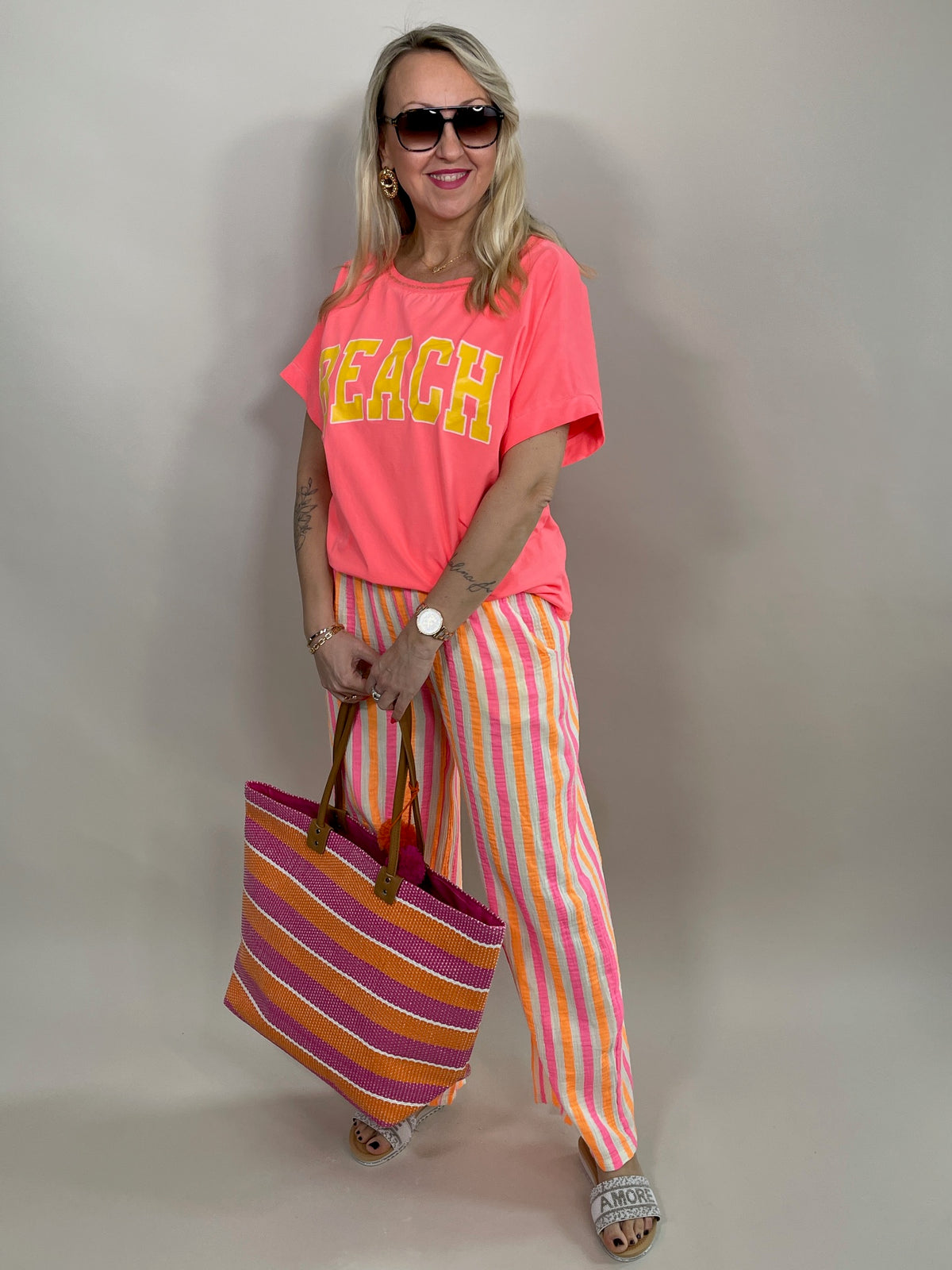 T-Shirt mit Aufdruck in versch. Farben