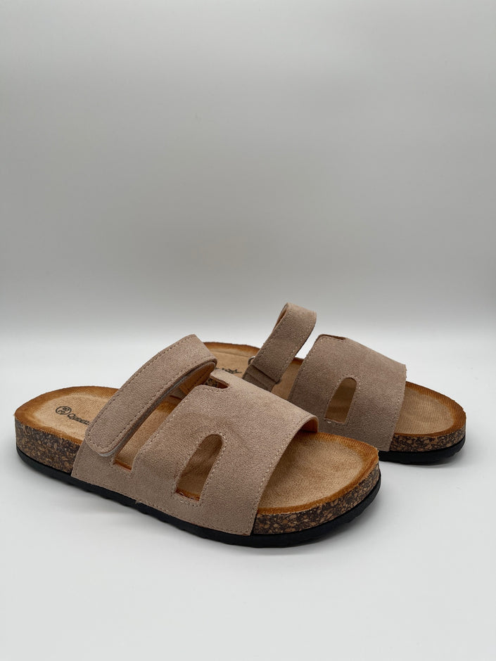 Pantolette mit Riemen in Beige Artikel 5192