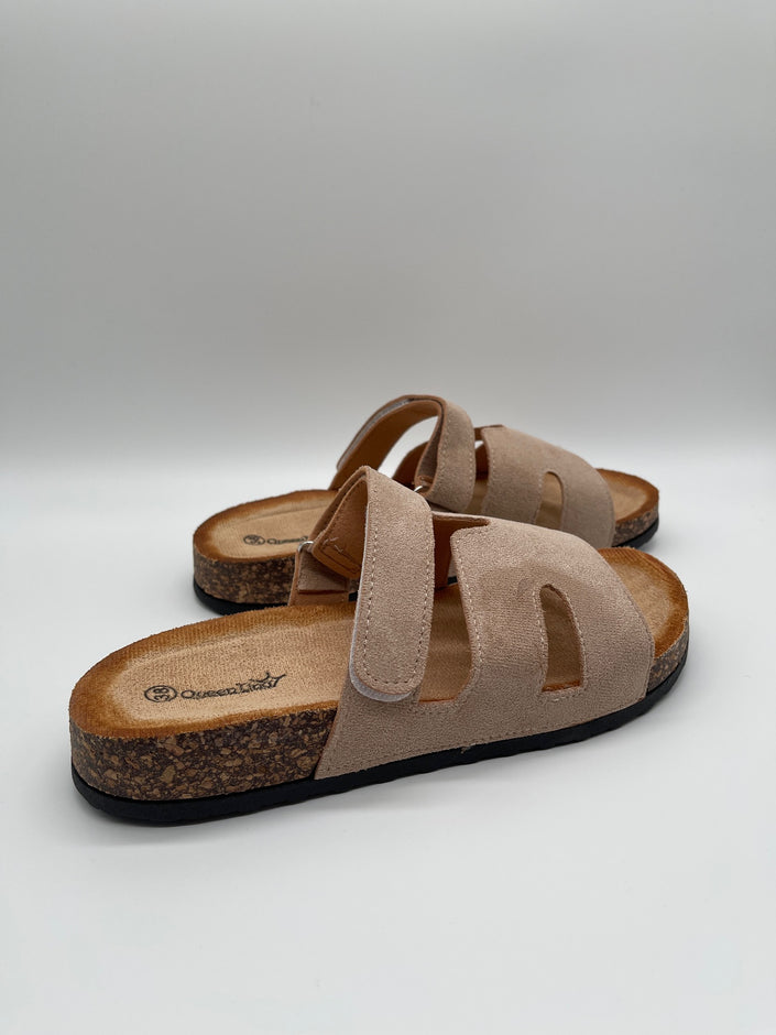 Pantolette mit Riemen in Beige Artikel 5192