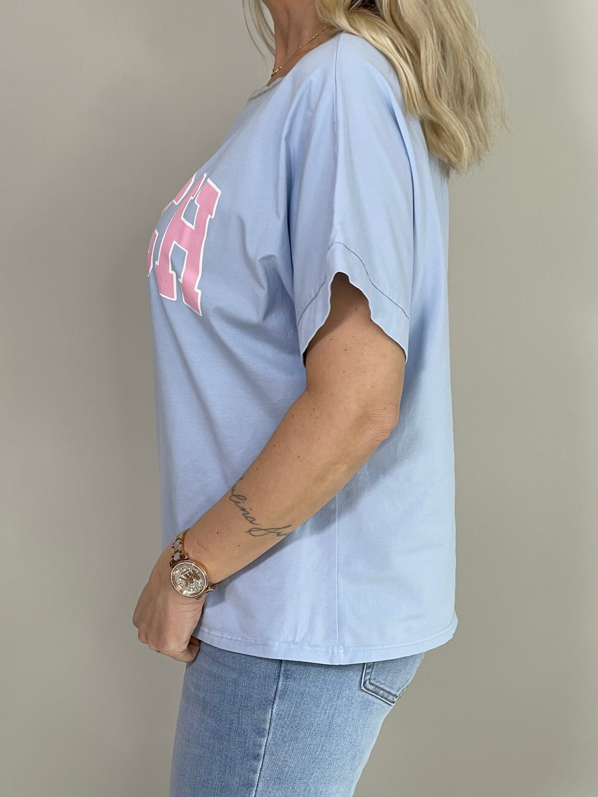 T-Shirt mit Aufdruck in versch. Farben