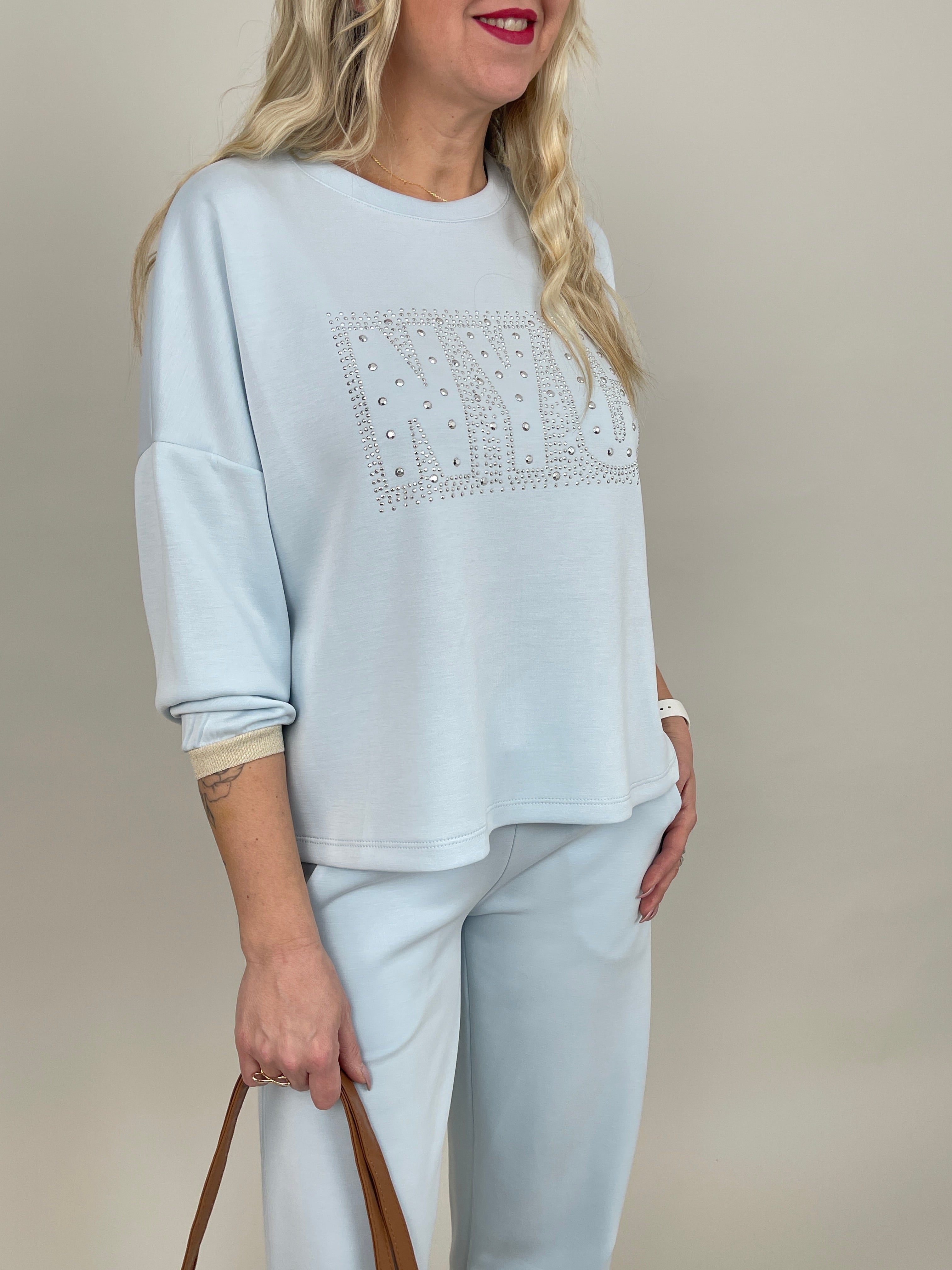 Sweatshirt Soft mit Nieten in Hellblau