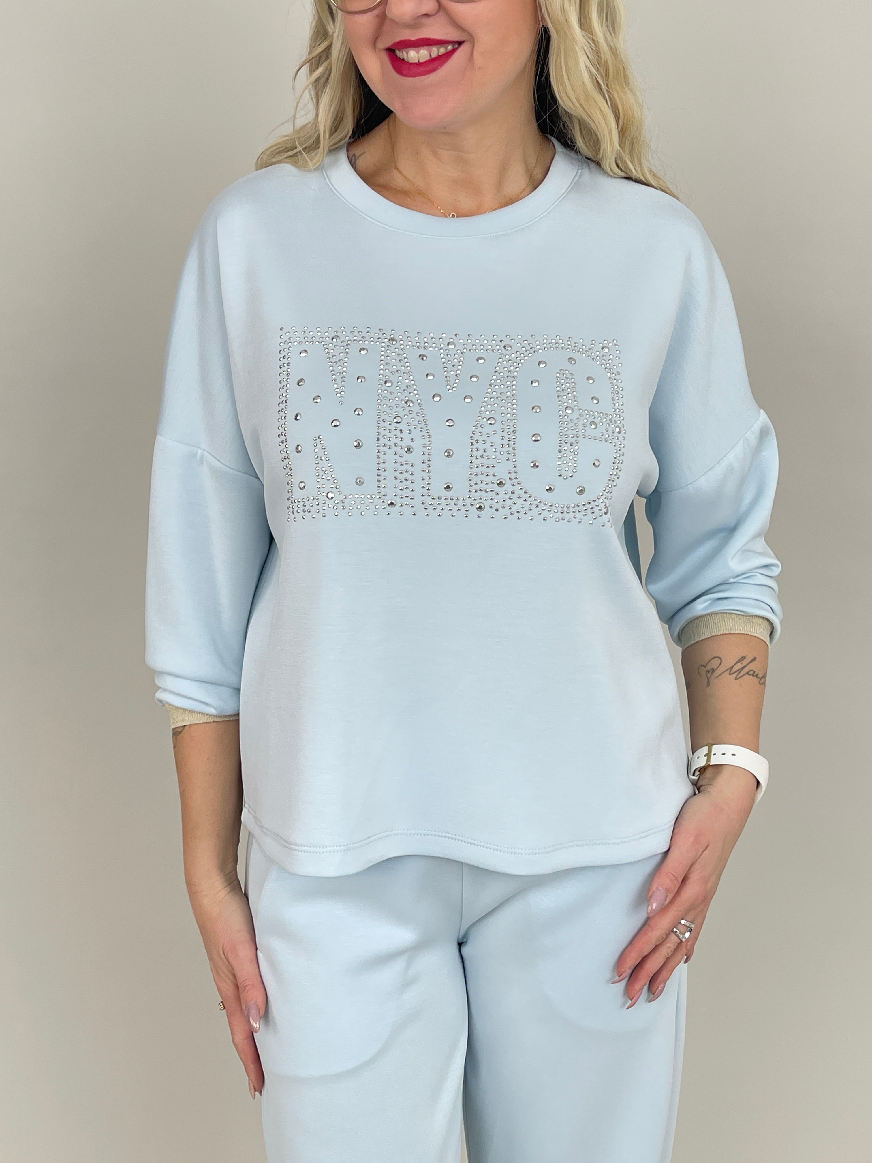 Sweatshirt Soft mit Nieten in Hellblau