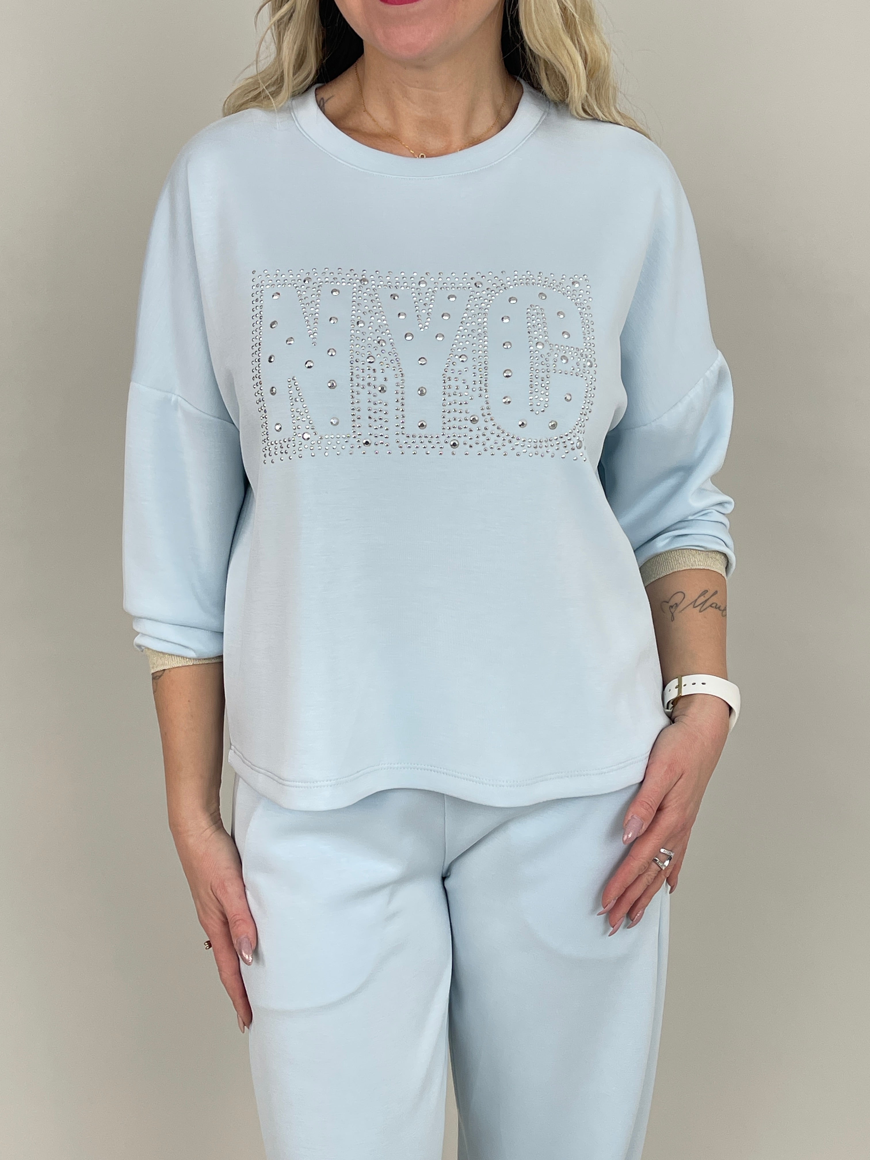 Sweatshirt Soft mit Nieten in Hellblau