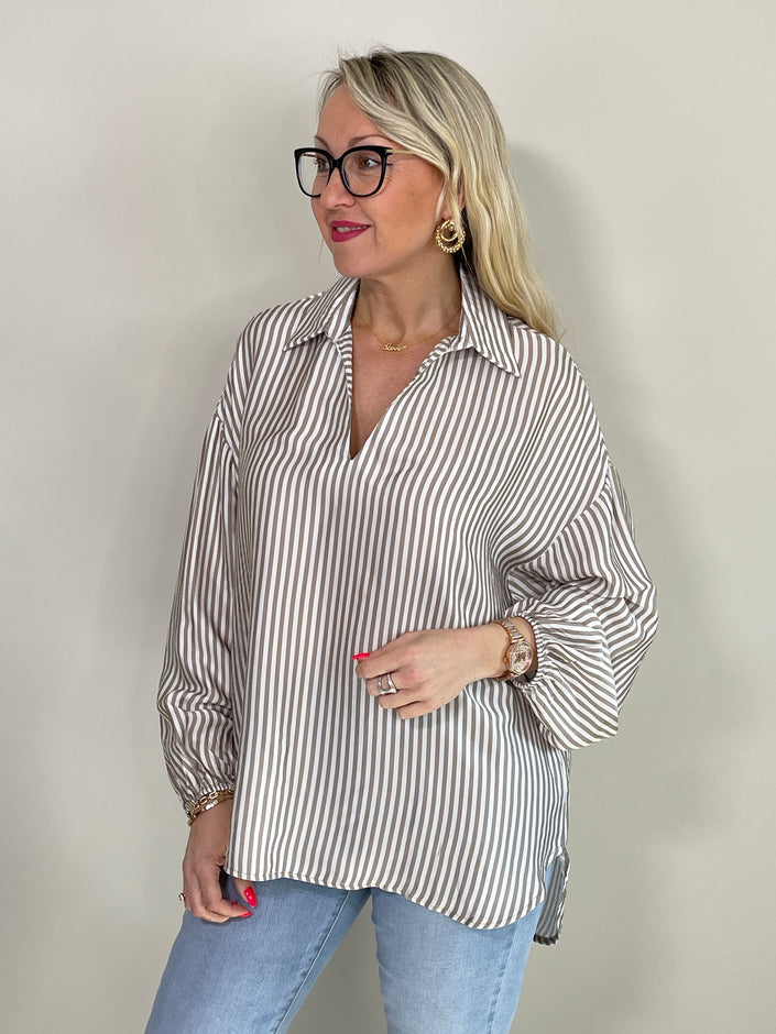 Bluse gestreift mit Rückenprint in Taupe 5791