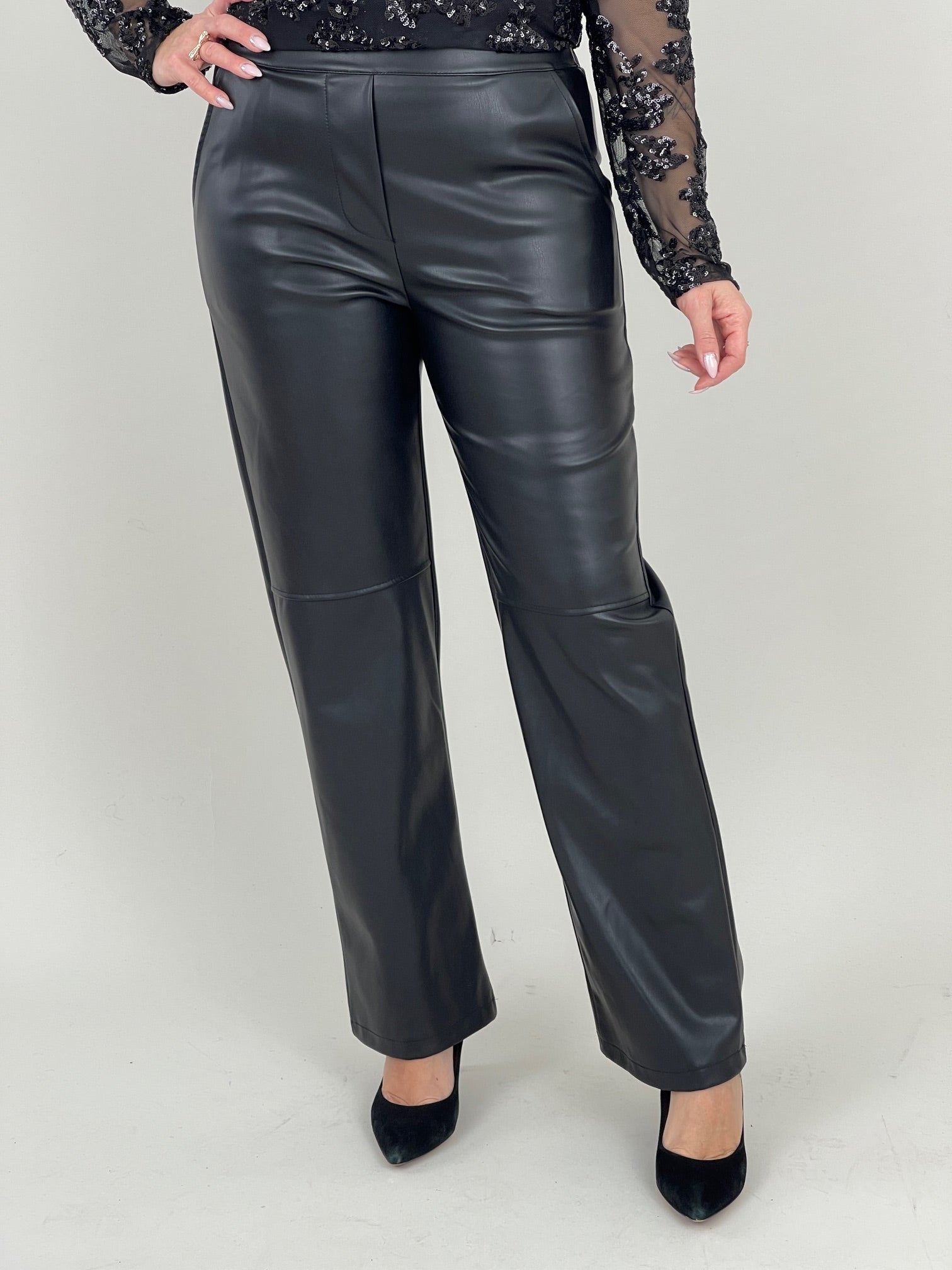 Hose Lederoptik in Schwarz Artikel 6587