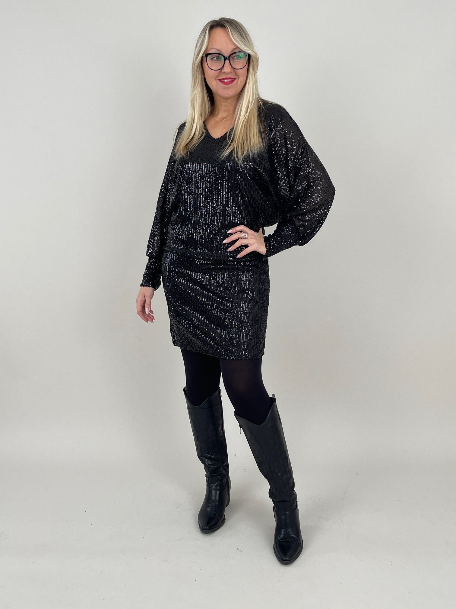 Kleid mit weitem Ärmel und Pailletten in Schwarz Artikel 5457