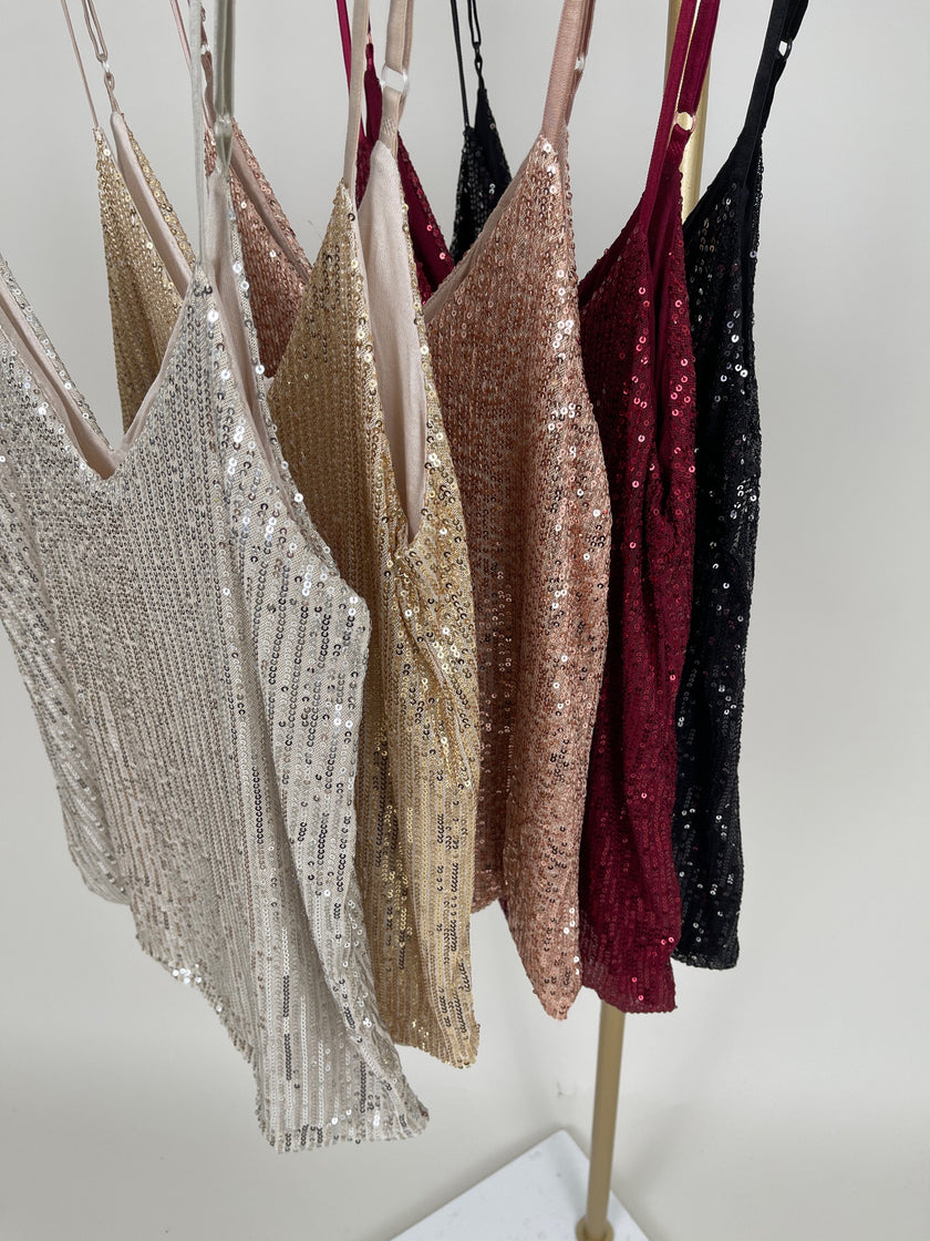 Top Spaghettiträger mit Pailletten versch. Farben Art. 5428