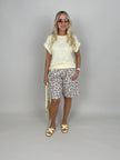 Bermuda Leo mit Gürtel in Beige