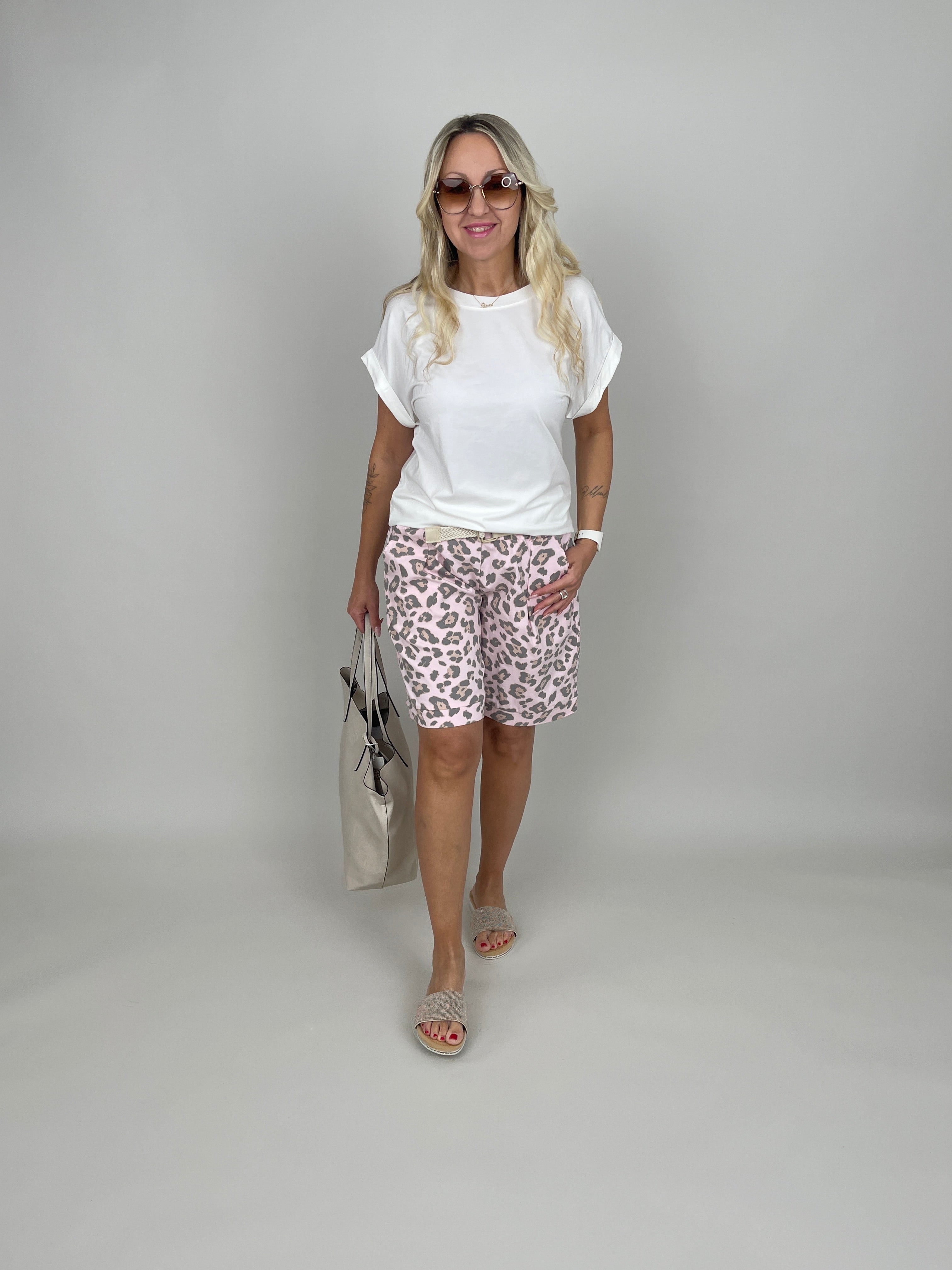 Bermuda Leo mit Gürtel in Rosa