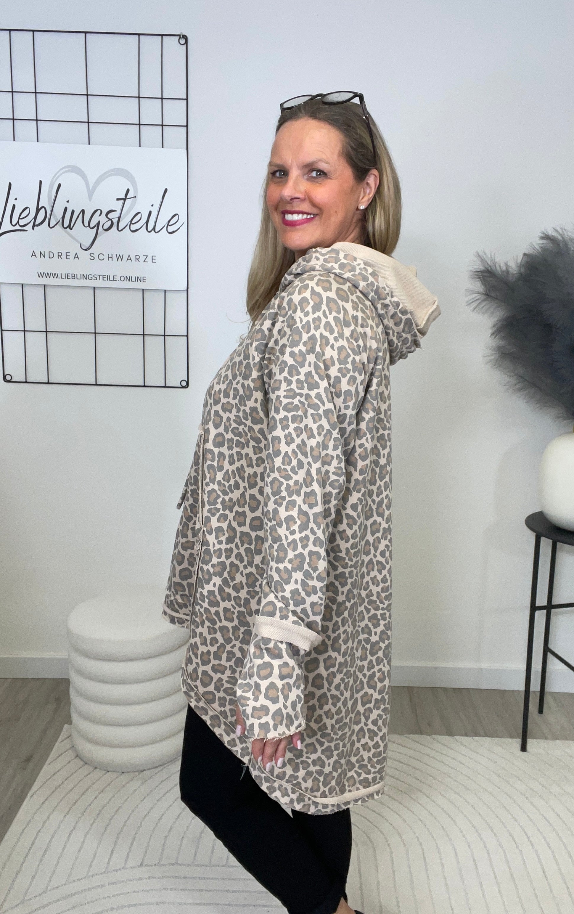 Langer Hoodie in Leo/Taupe