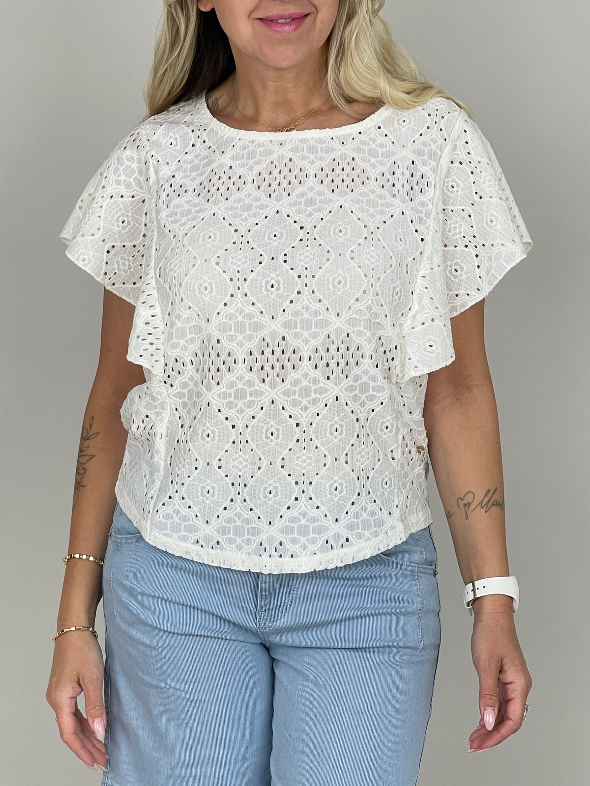 Shirt mit Volants-Ärmeln in Offwhite