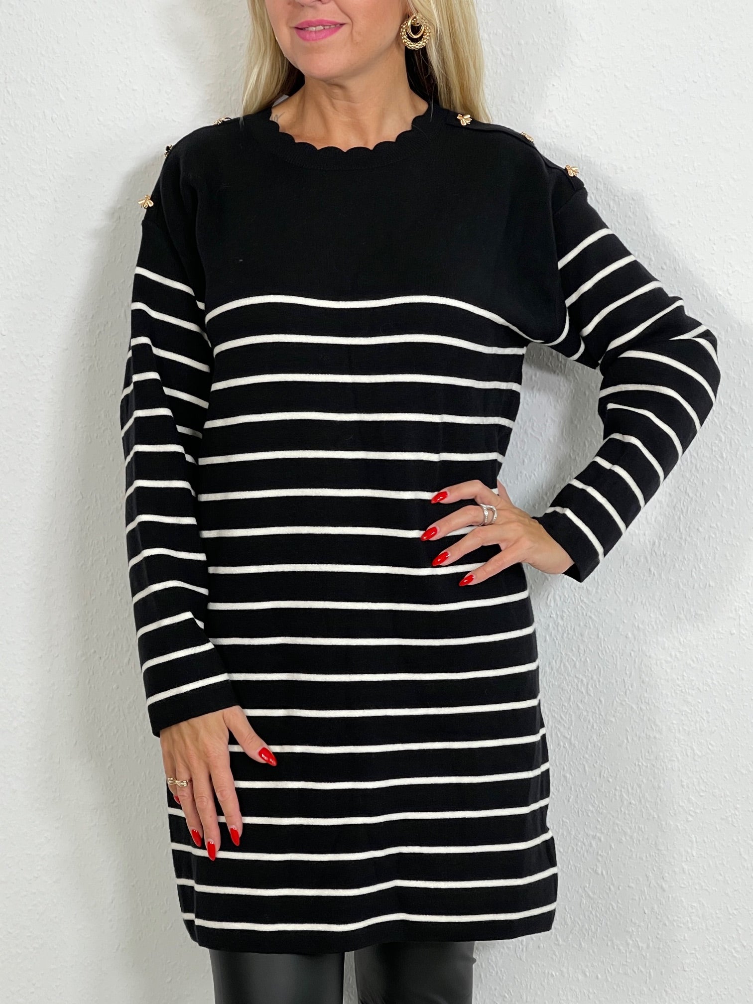 Strickkleid mit Streifen in versch. Farben