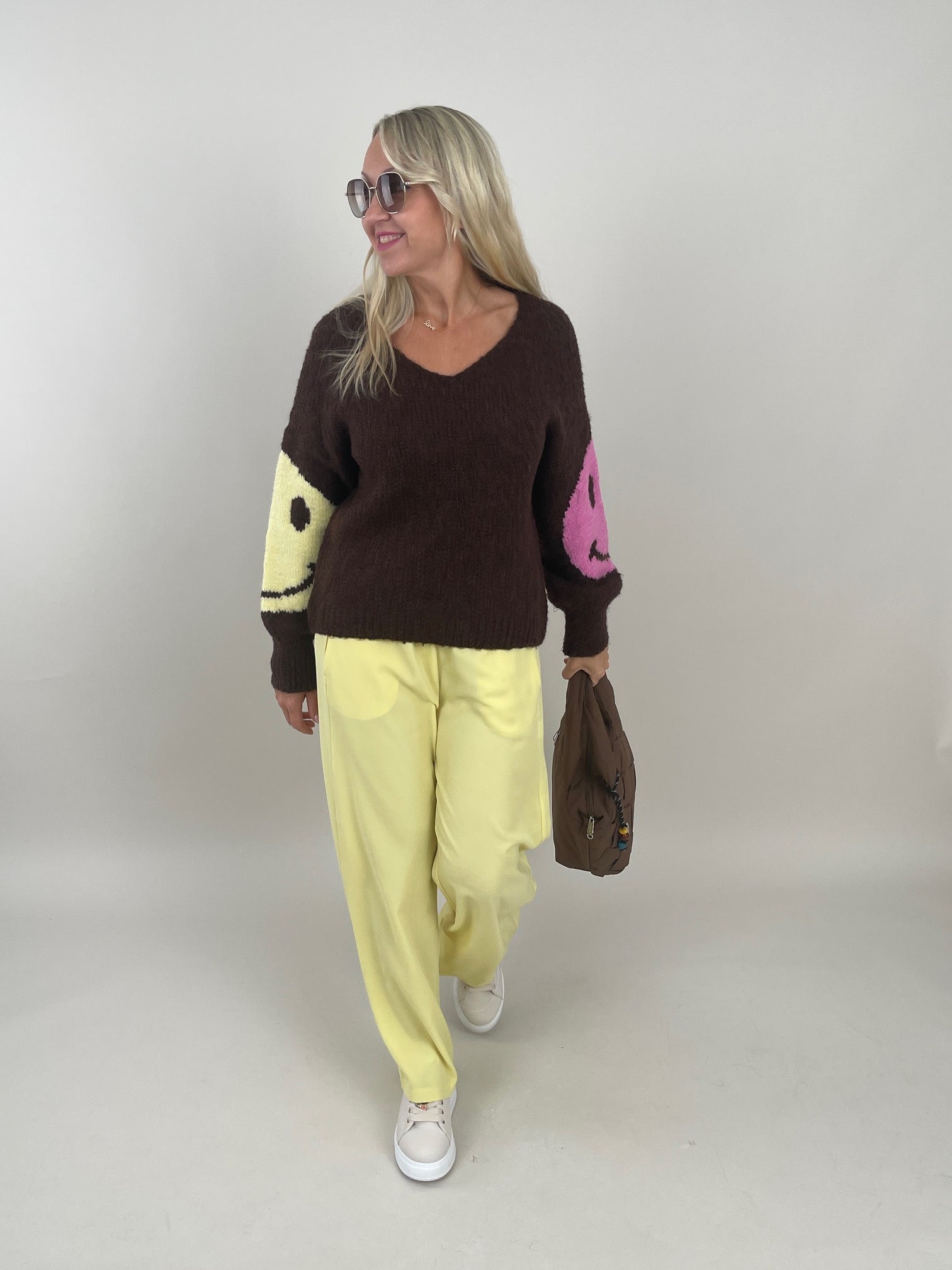 Pullover Grobstrick Smiley in Mokka Artikel 6247