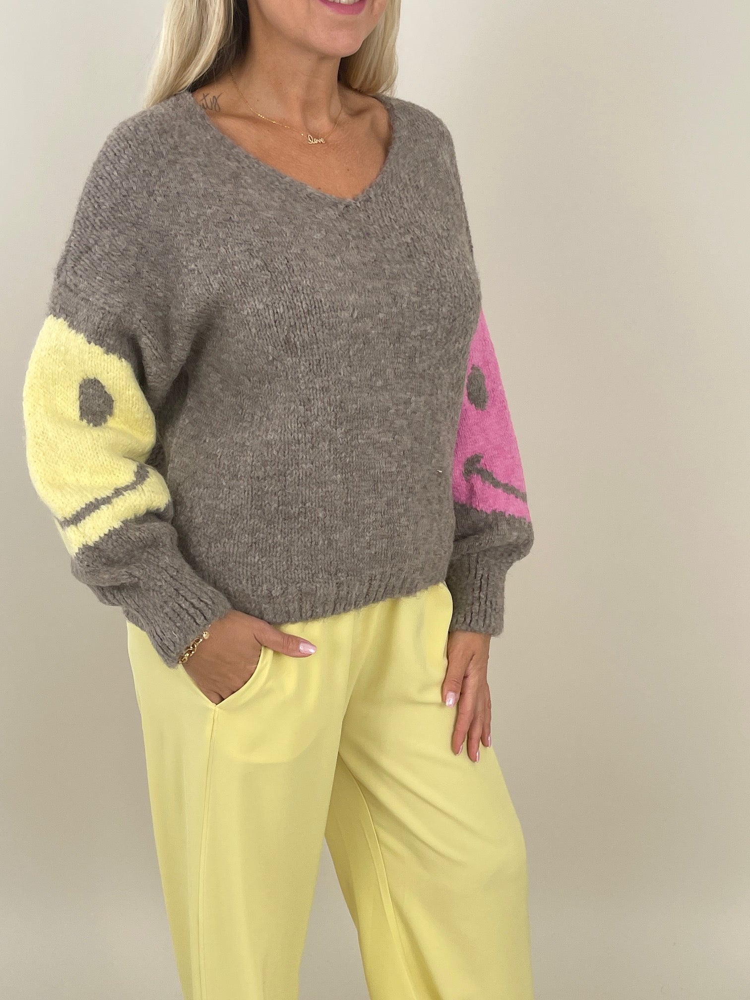 Pullover Grobstrick Smiley in Taupe Artikel 6246