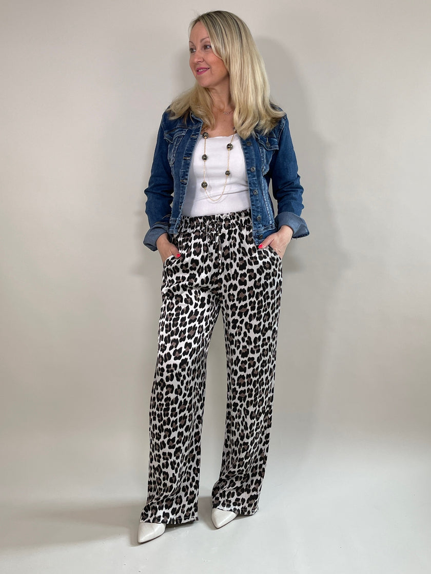 Marlene Hose Satin-Optik Leo in Beige/Braun Artikel 5850