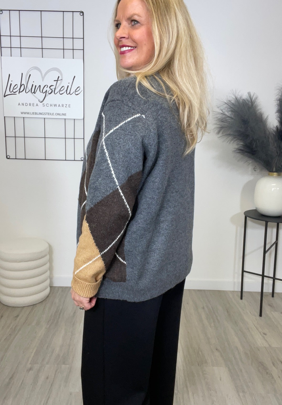 Cardigan Rauten Muster in Grau/Camel/Mokka Art. 6614