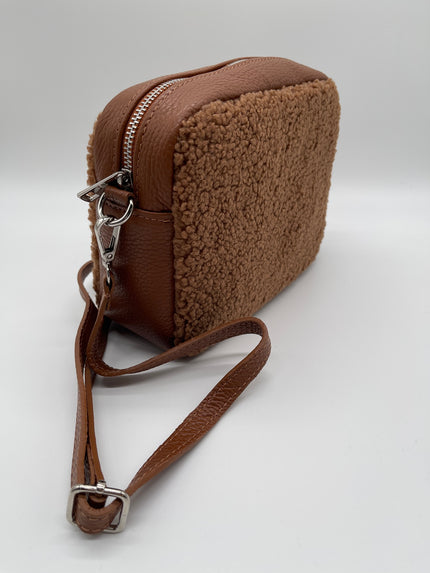 Tasche klein mit Teddyfell in Cognac Artikel 5352