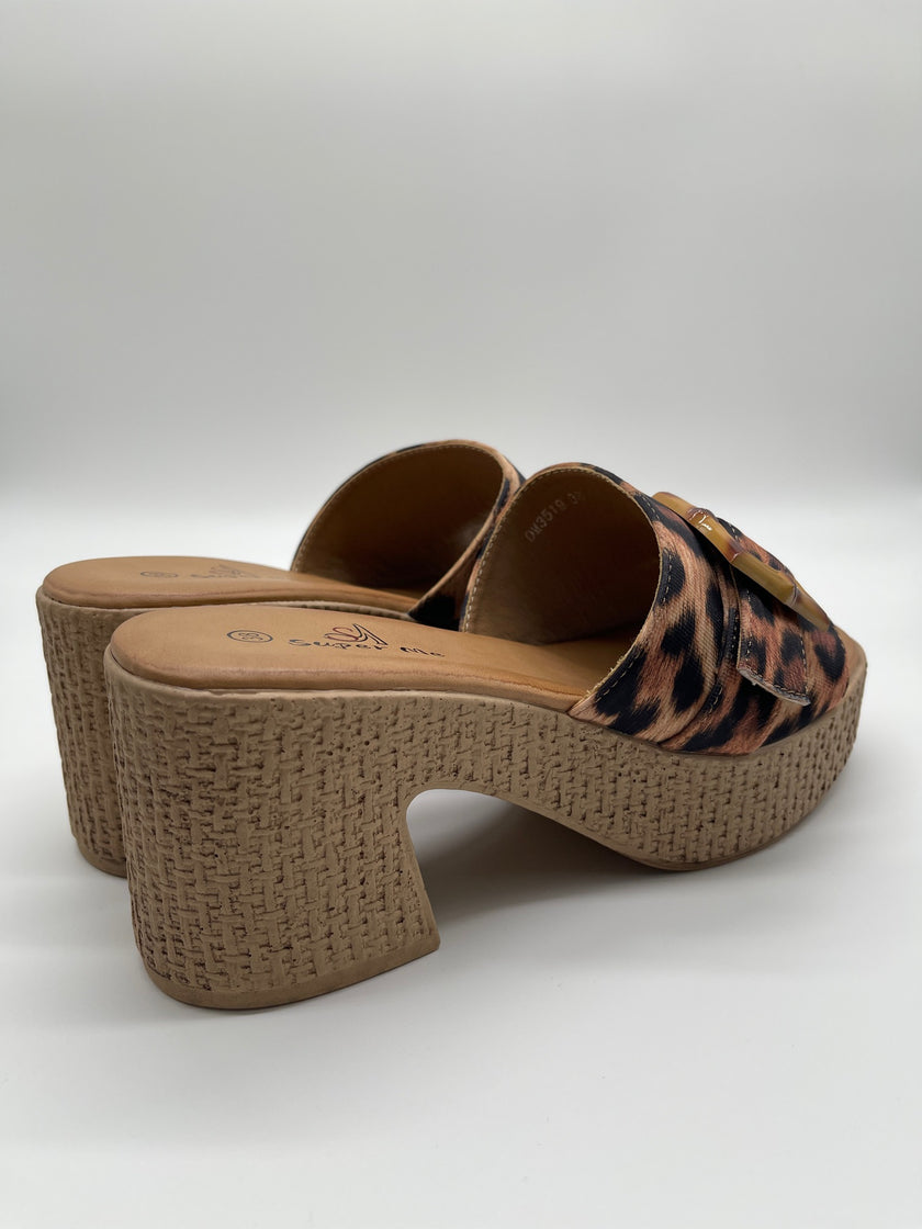 Plateau Pantolette in Leo