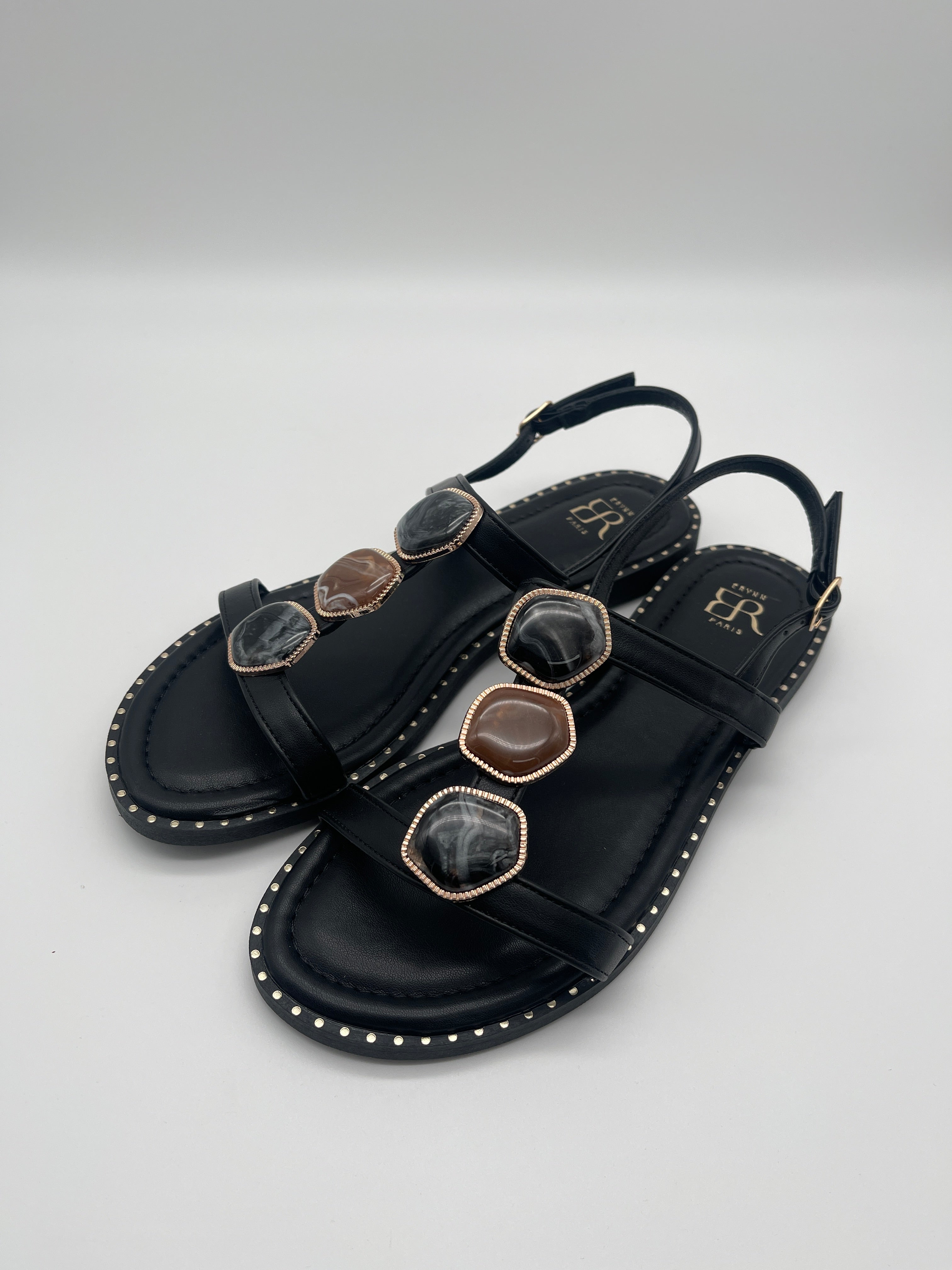 Sandalen mit Steinen in Schwarz