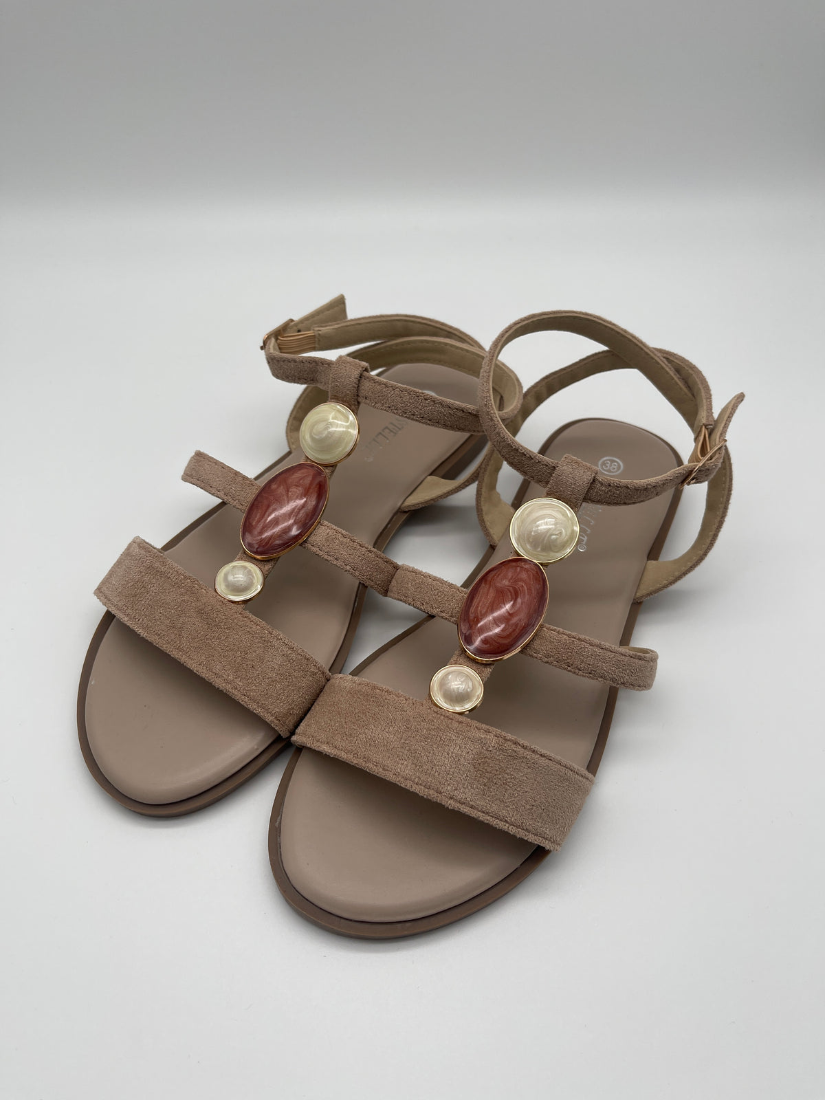 Sandalen mit Steinen in Beige
