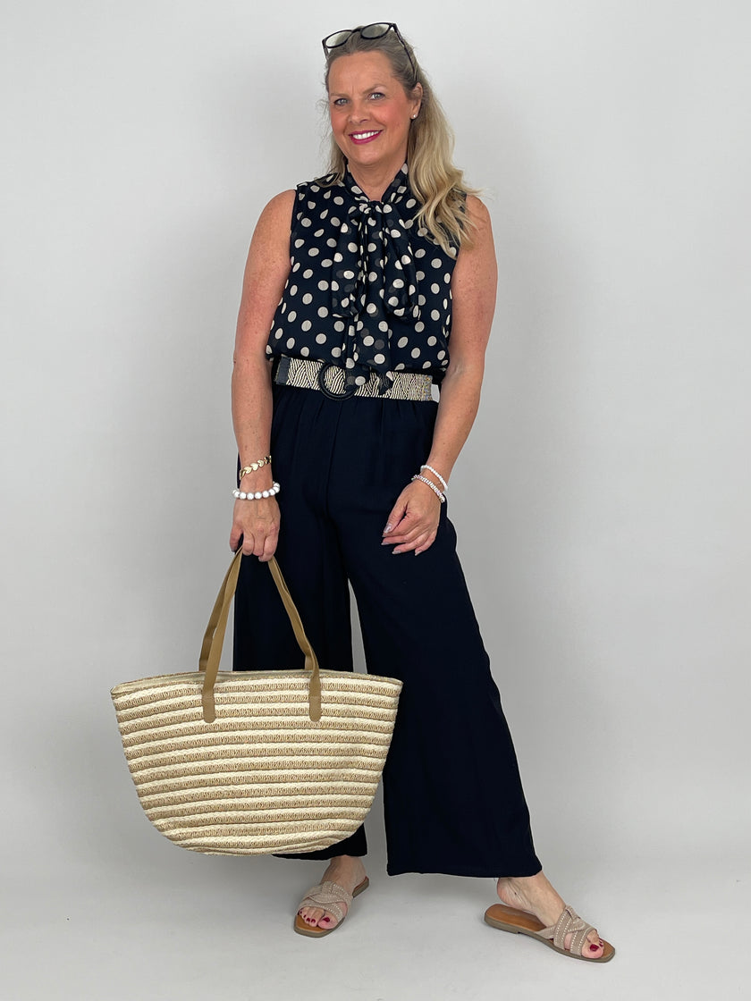 Culotte mit Gürtel in Schwarz