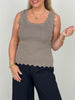 Top ZickZack mit Nieten in Taupe