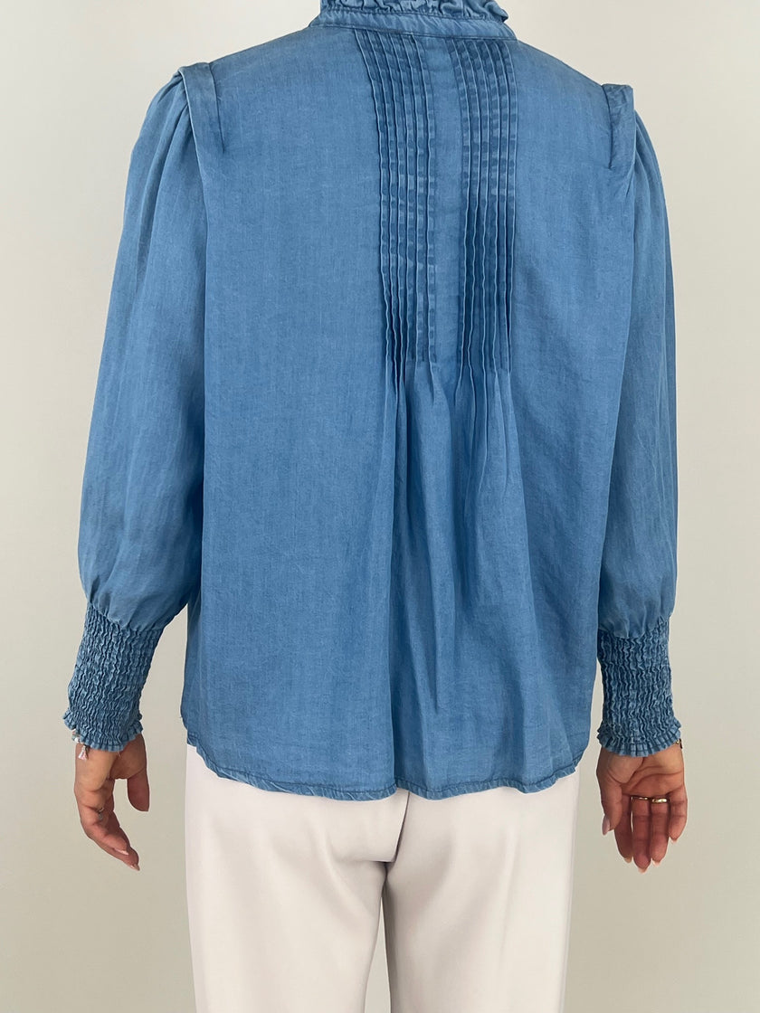 Leichte Jeansbluse mit tollen Details Artikel 6245