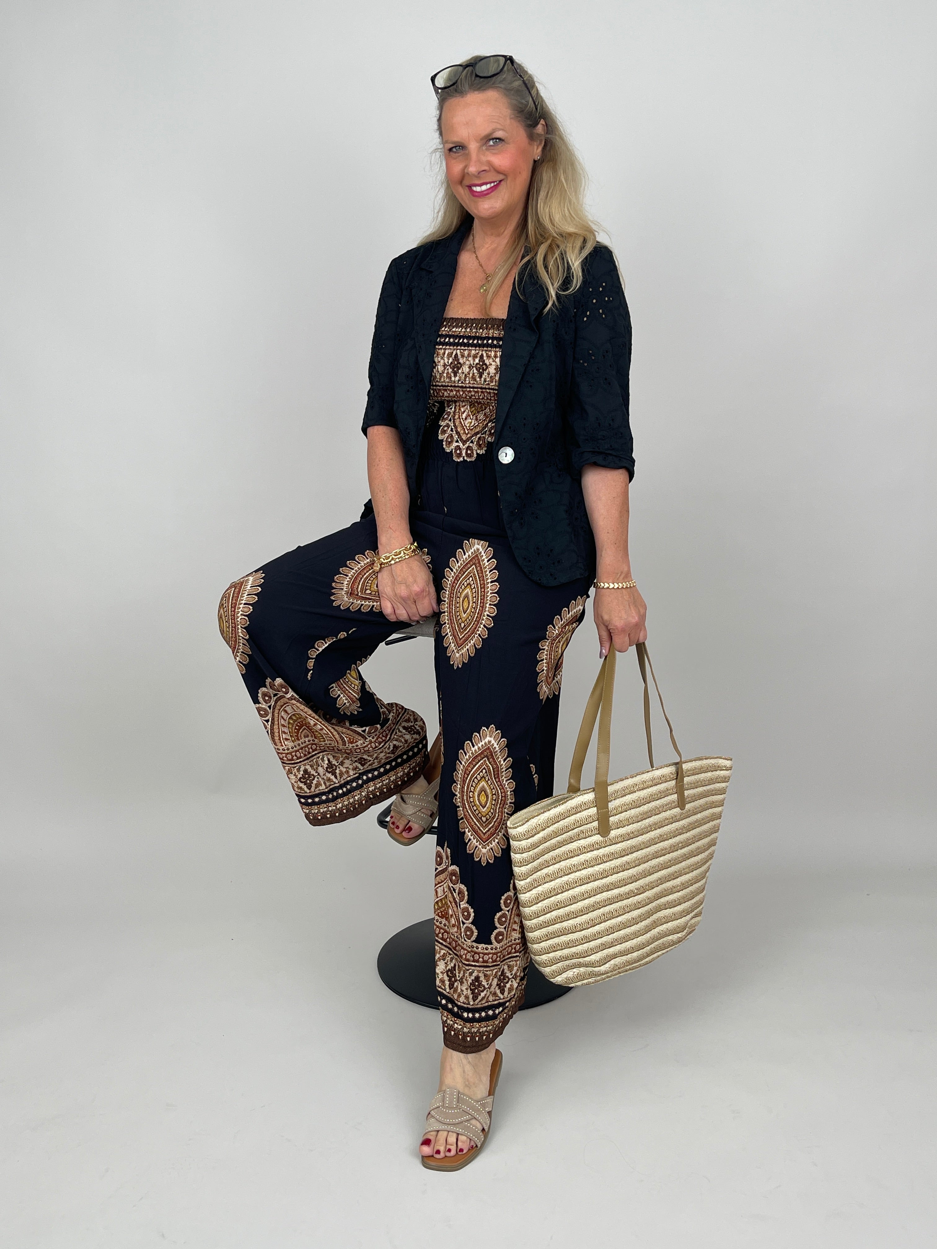 Overall mit Ethno-Print in Schwarz