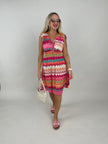 Kleid Kurz Kofferstoff Binde-Details ZickZack in Pink/Orange