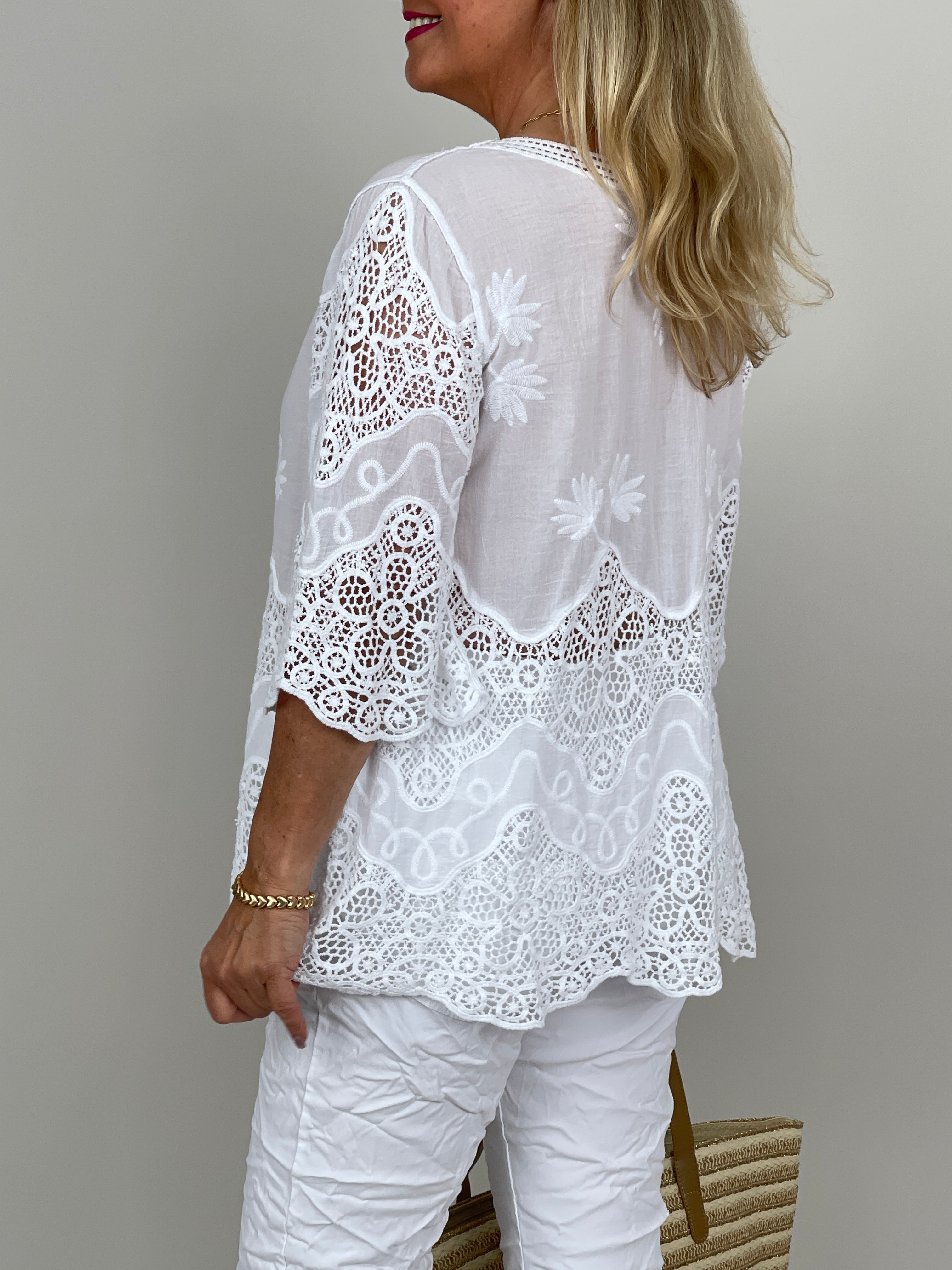 Boho Bluse mit Spitze in Weiß