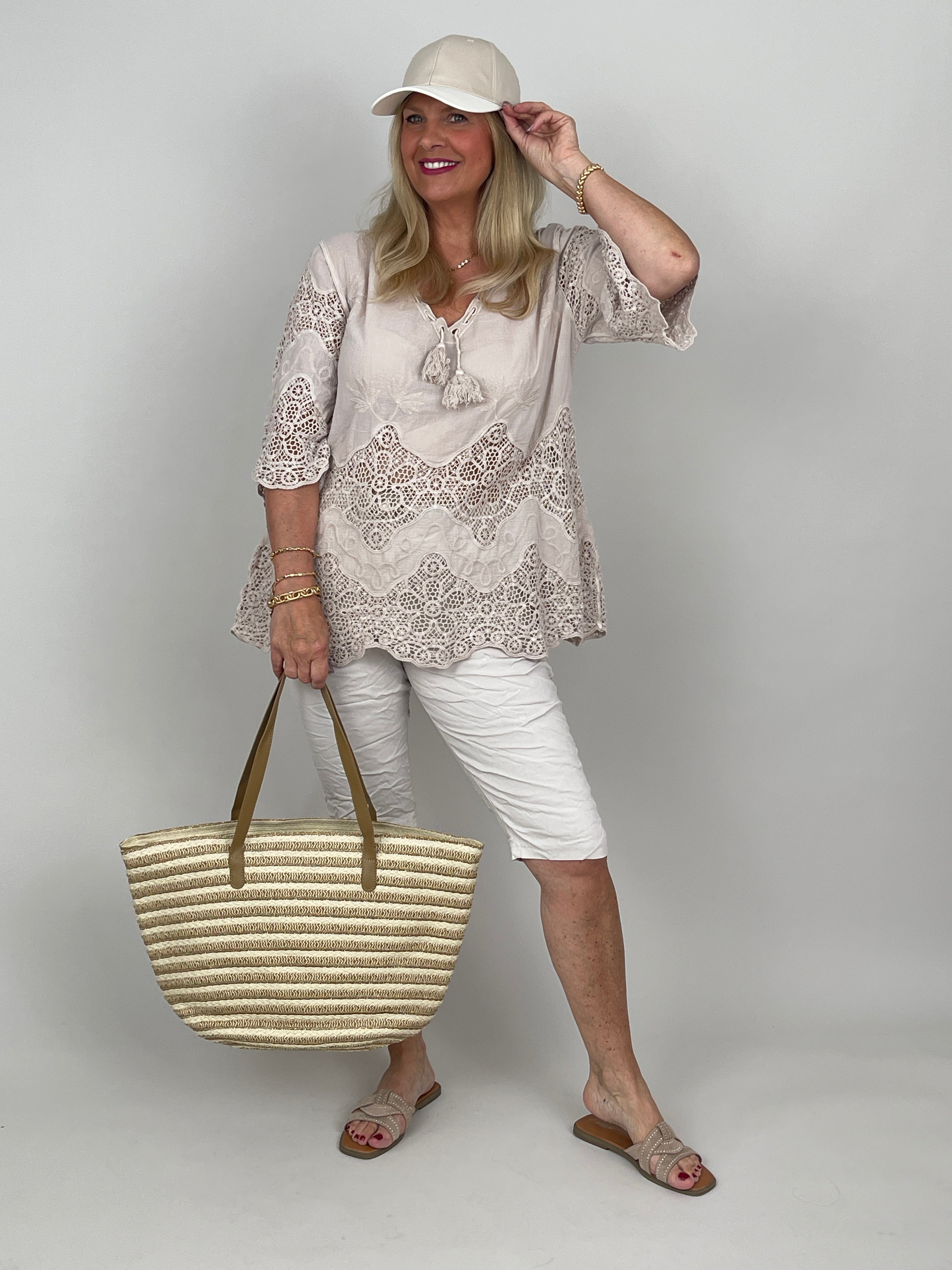Boho Bluse mit Spitze in Beige