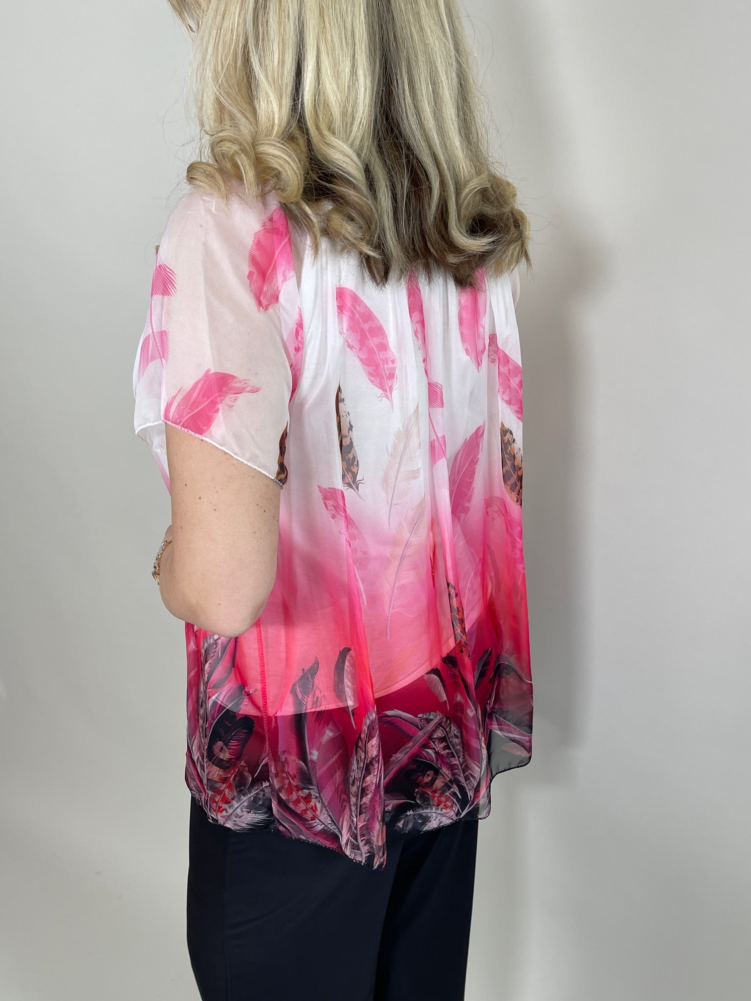 Bluse Chiffon mit Federn in Pink Artikel 5927