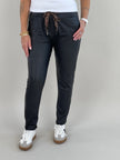 Jogpants Lederoptik Leokordel in Schwarz Artikel 6290