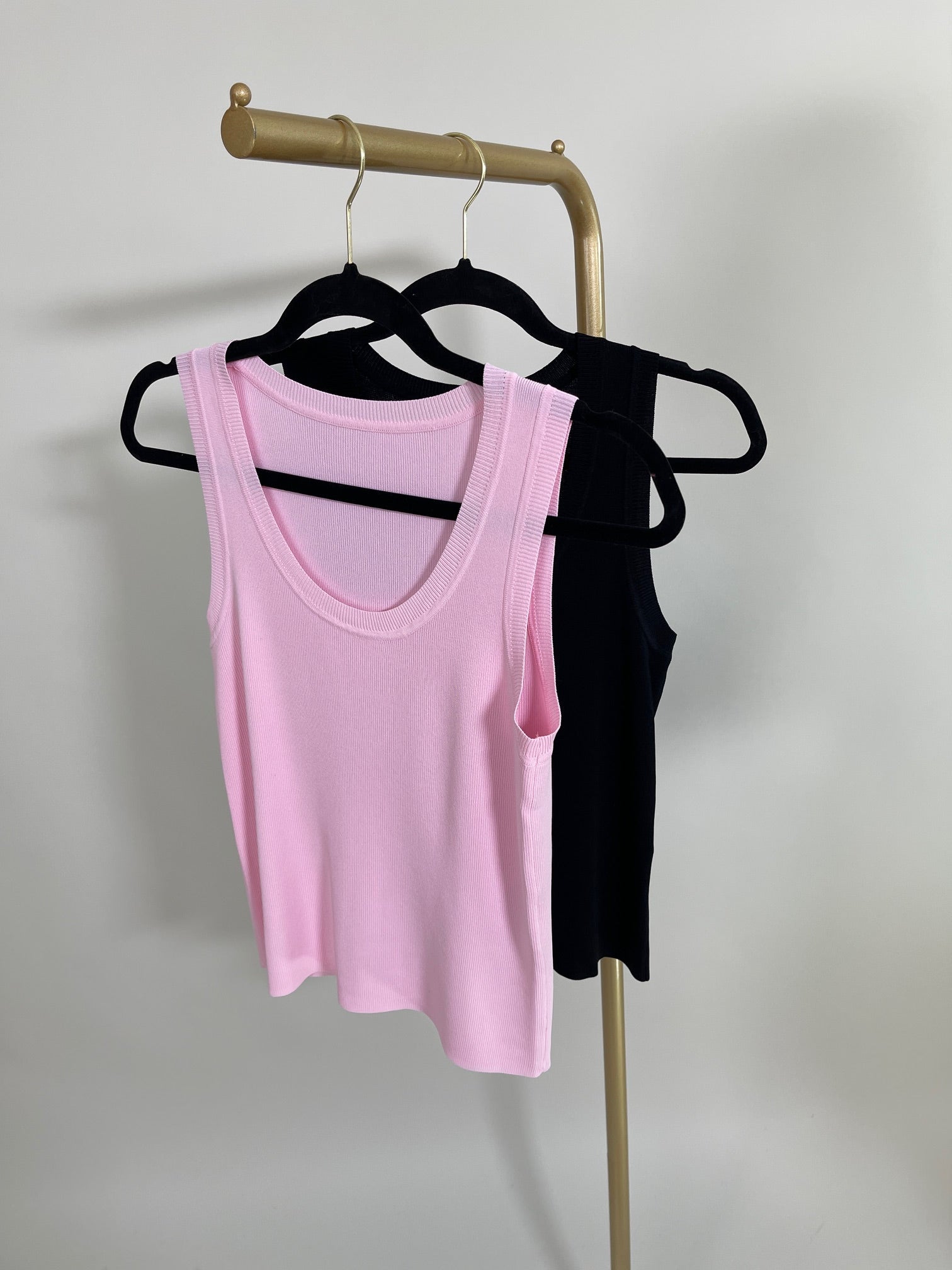 Feinstrick Top in versch. Farben