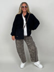 Cardigan mit Taschen in Schwarz