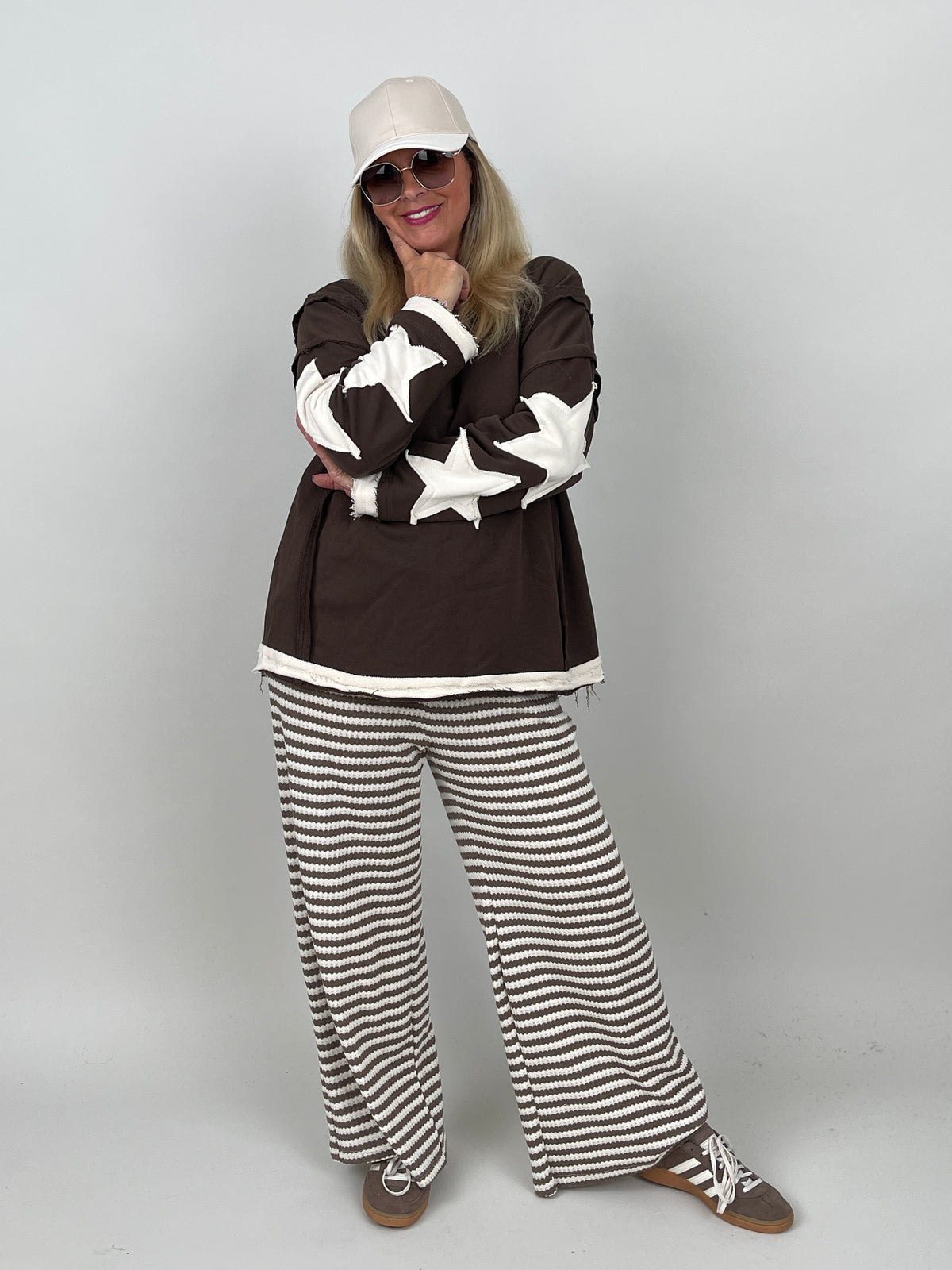 Sweatshirt Sterne-Details in Mokka