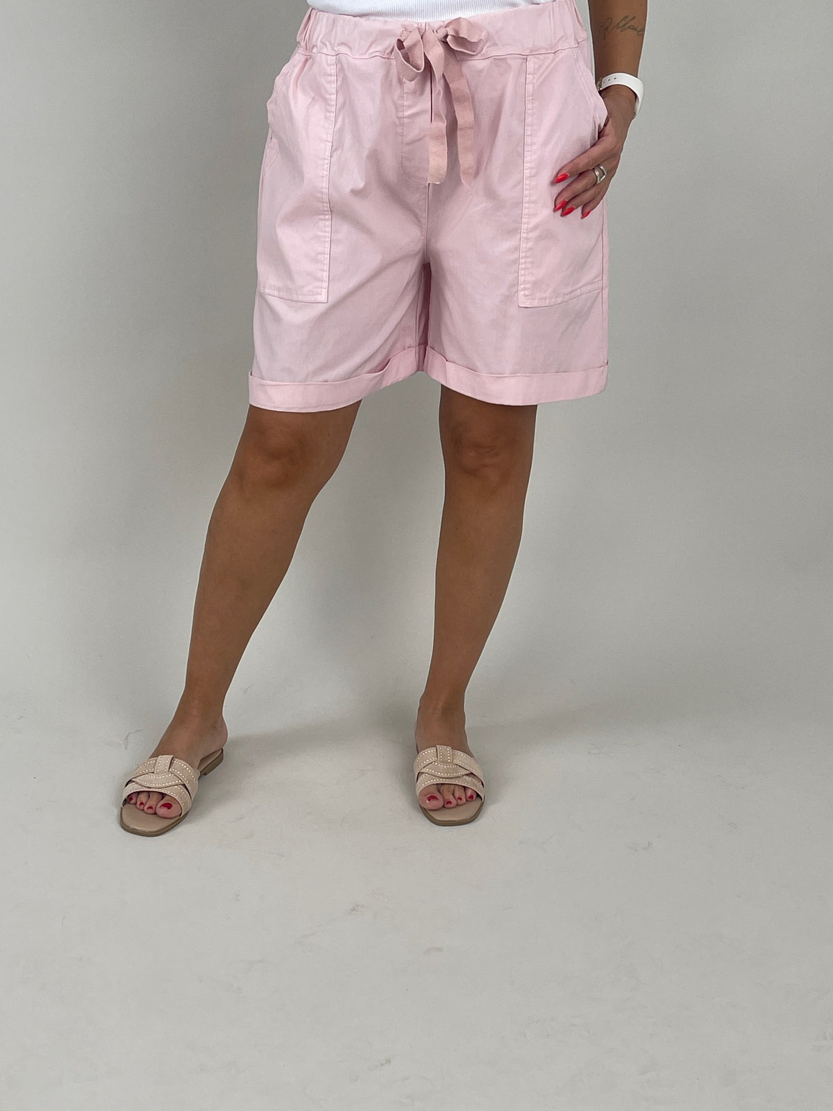 Shorts mit weitem Bein in Rosa
