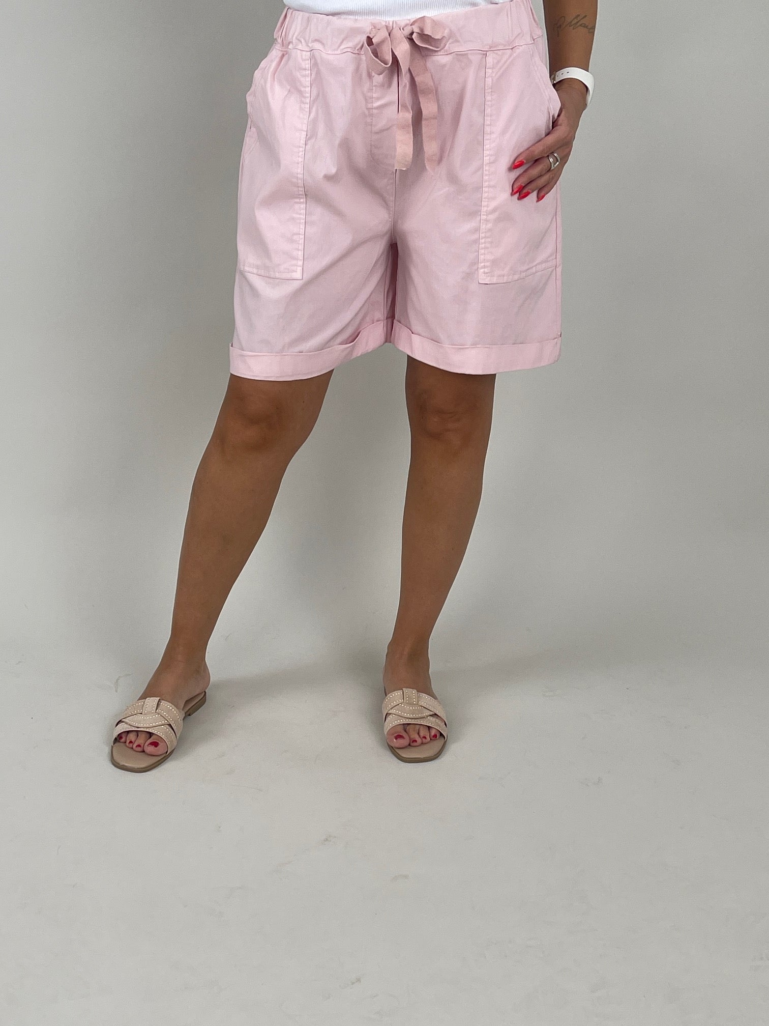 Shorts mit weitem Bein in Rosa