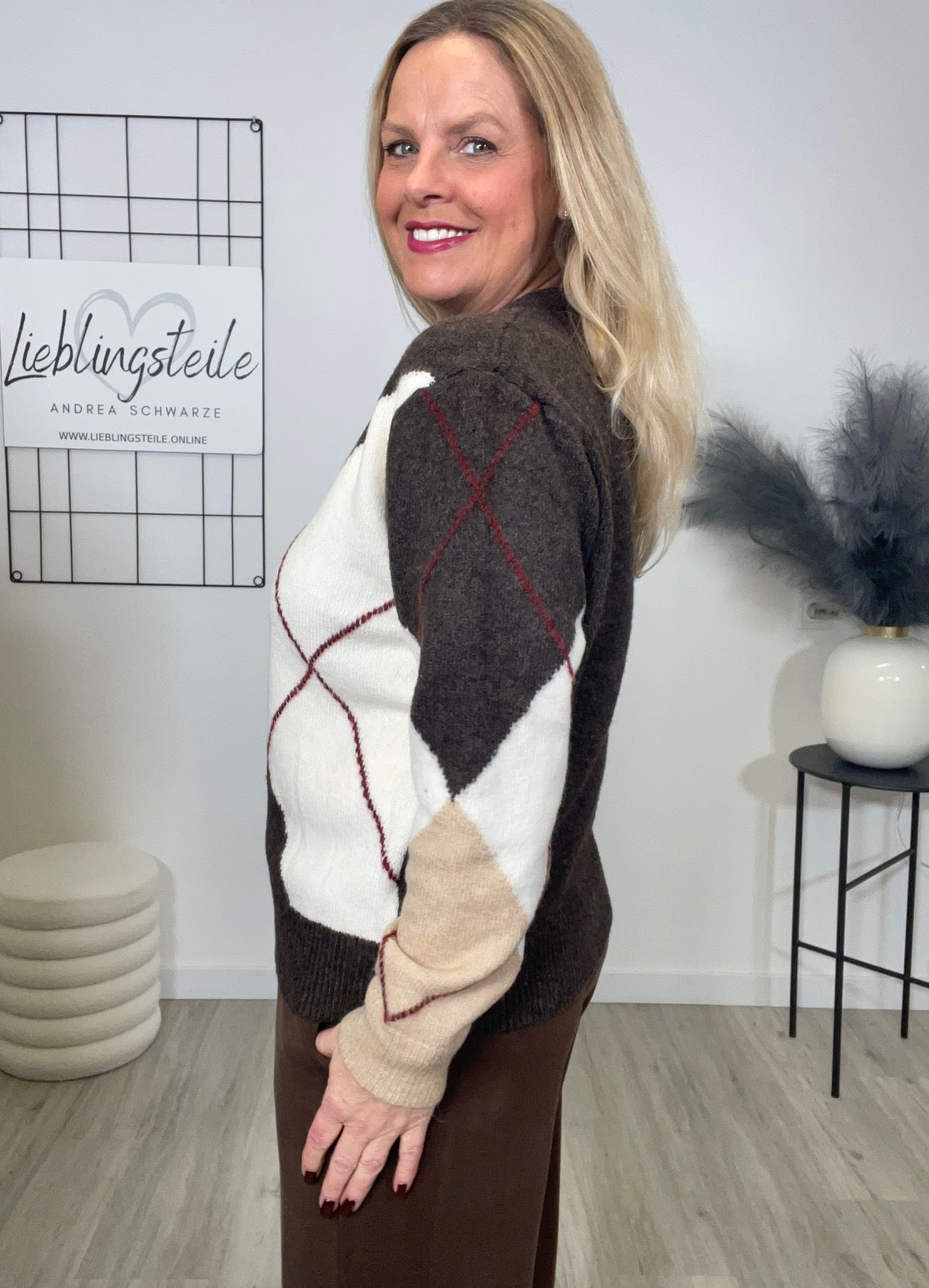 Pullover Rauten Muster in Mokka/Beige/Weiß
