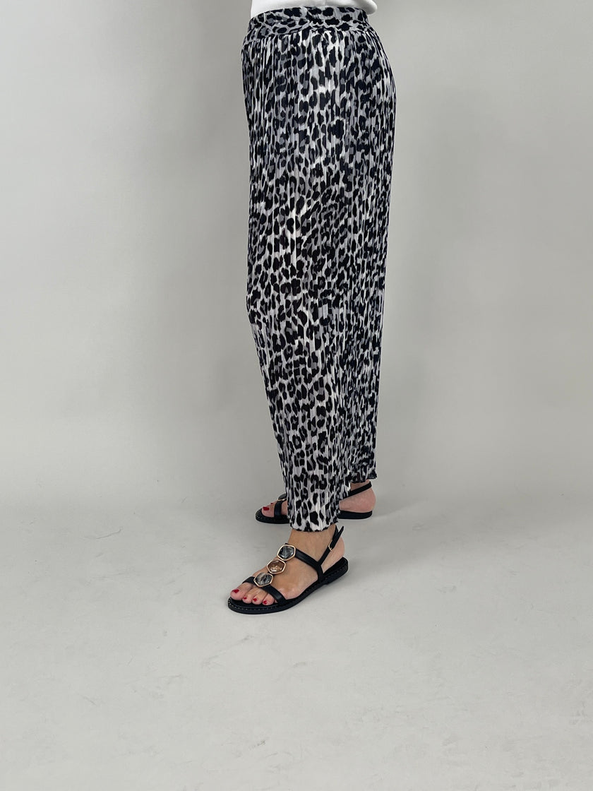 Plissee-Hose Leo in Grau