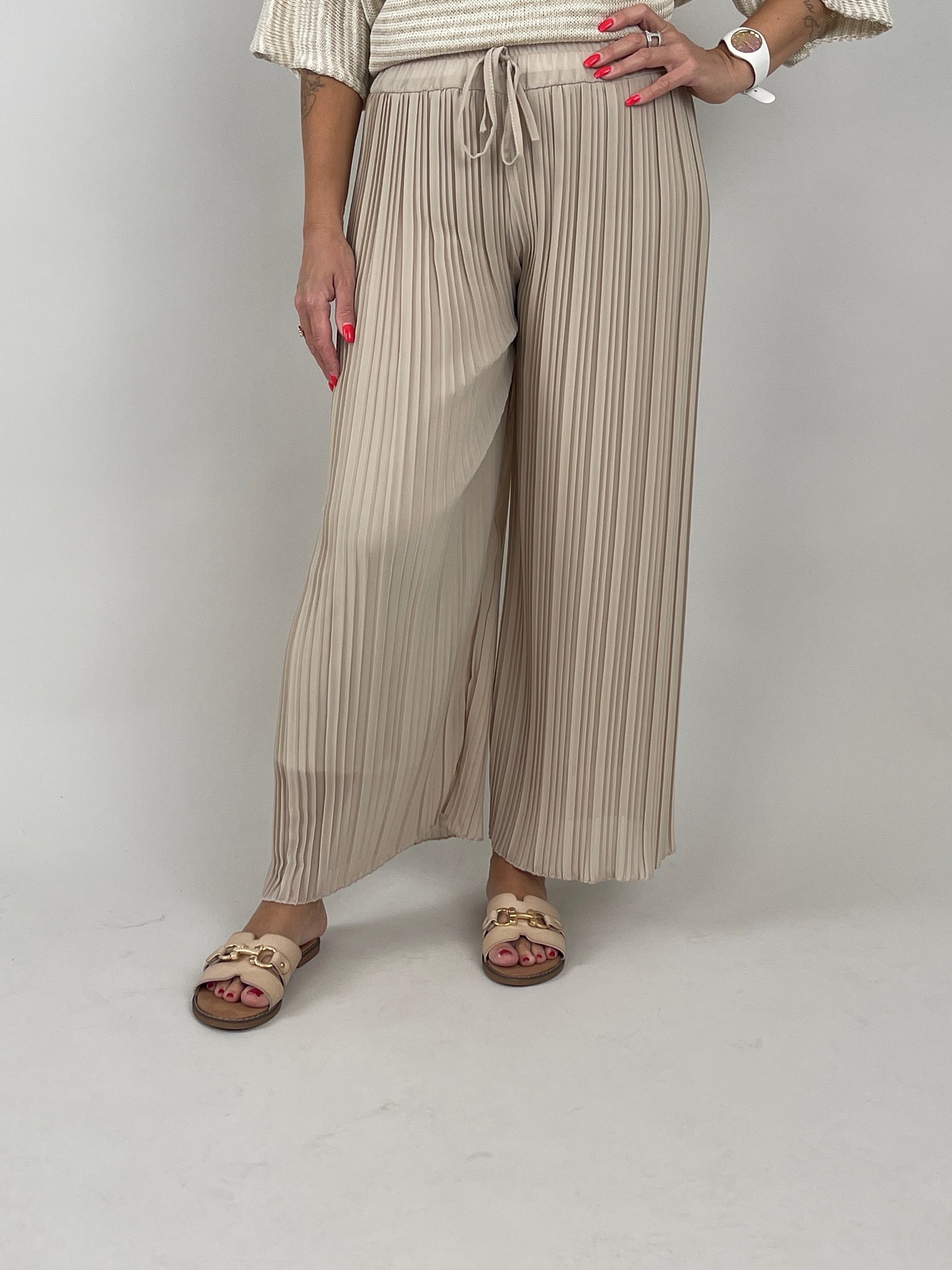 Plissee-Hose in Beige